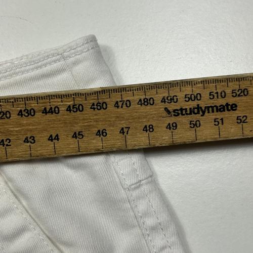 Now White Cuffed Chino Shorts - Size 16 - Image 5