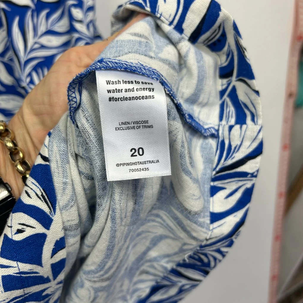 Piping Hot Blue Linen Dress - Size 20 - Image 4