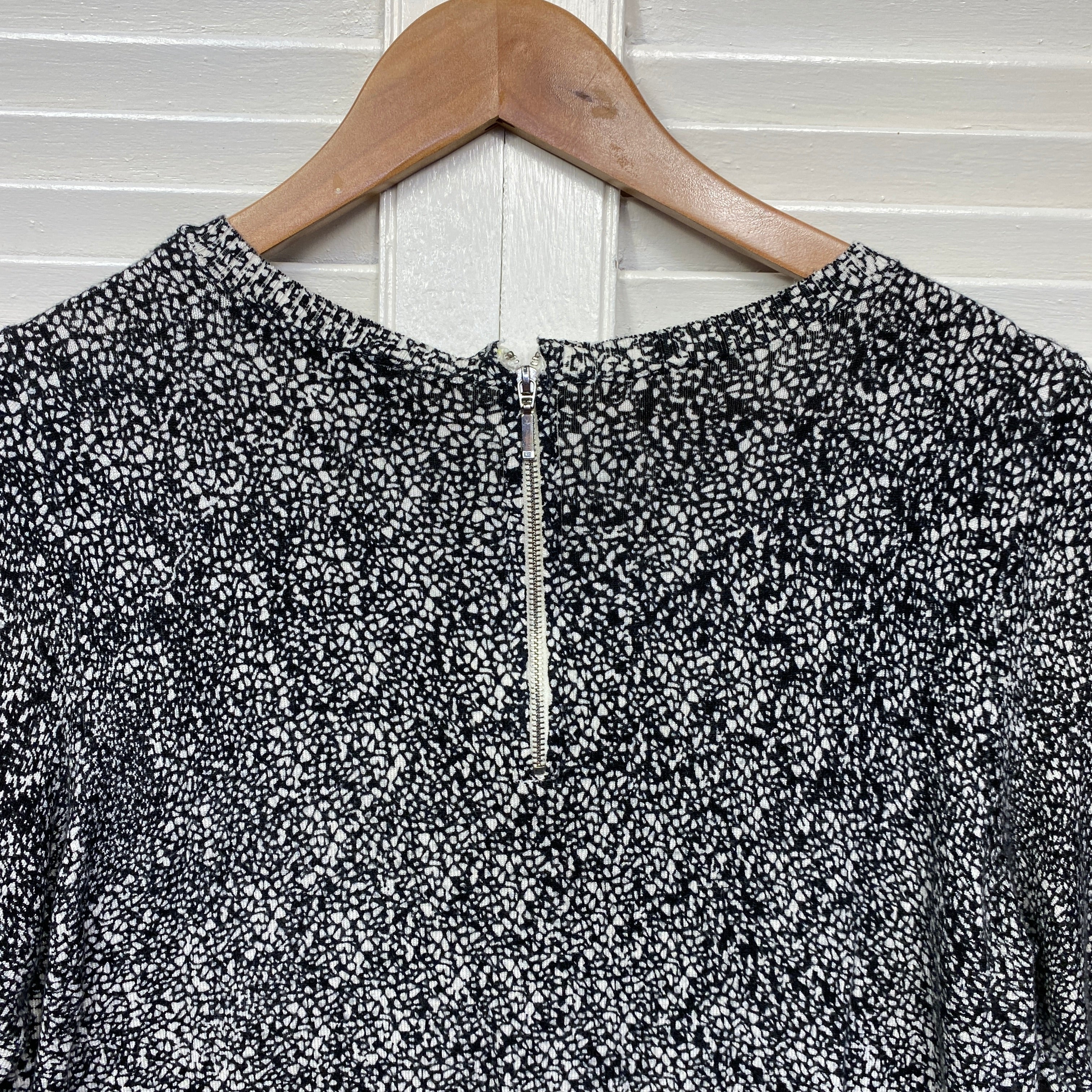 Portmans Knit Top Size 14 Large Short Sleeve Black White - Image 6