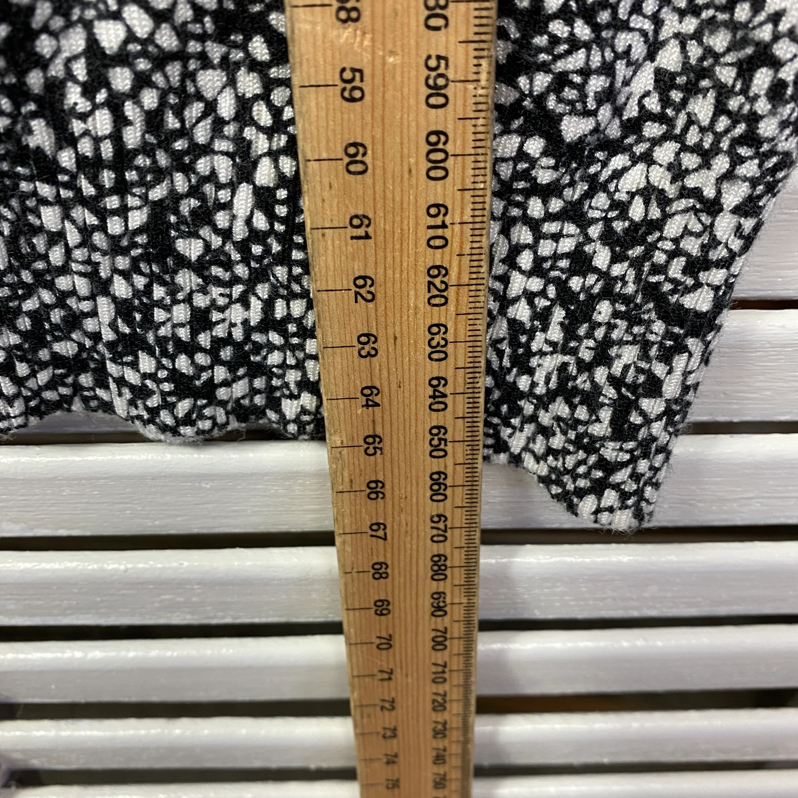 Portmans Knit Top Size 14 Large Short Sleeve Black White - Image 8