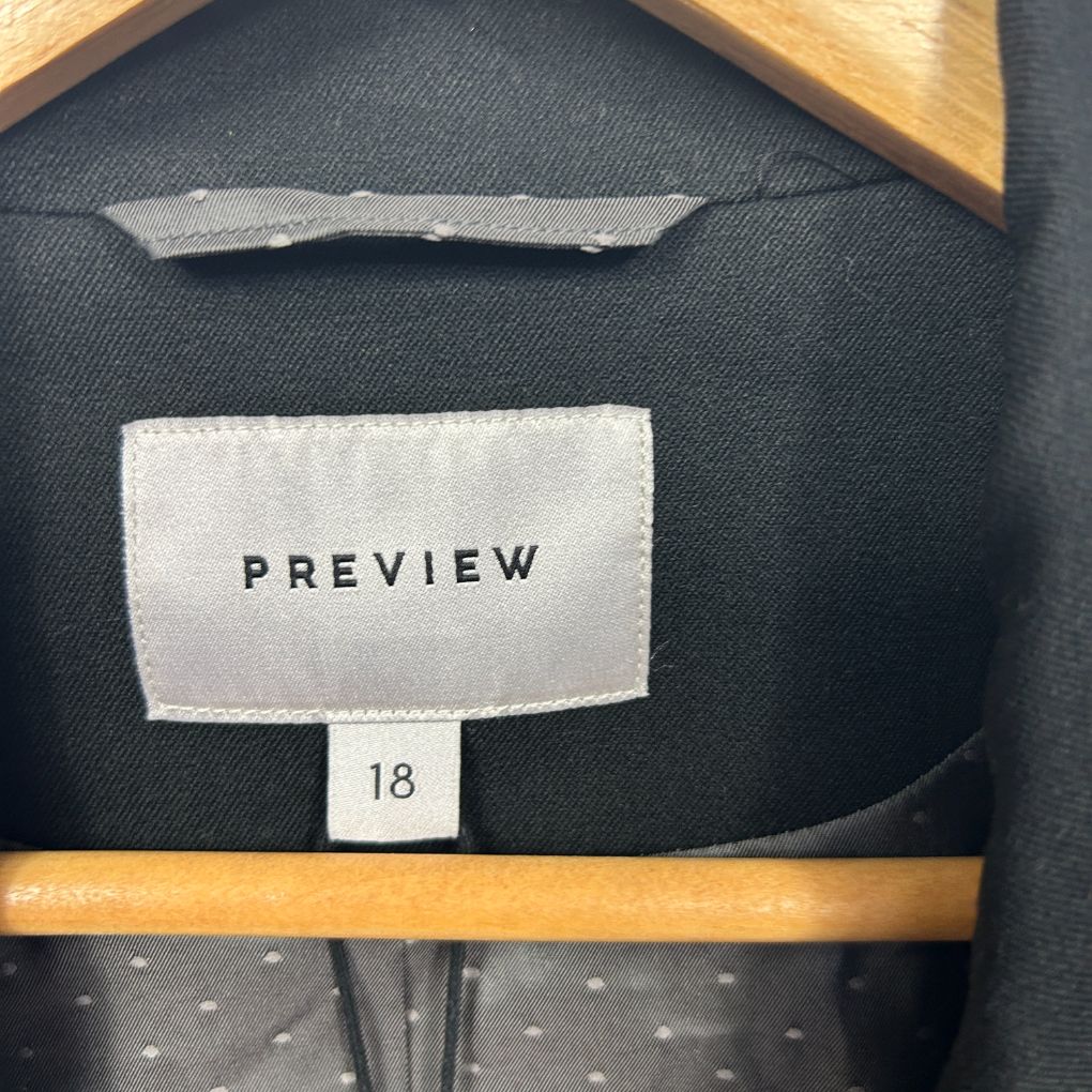 Preview Black Blazer - Size 18 - Image 5