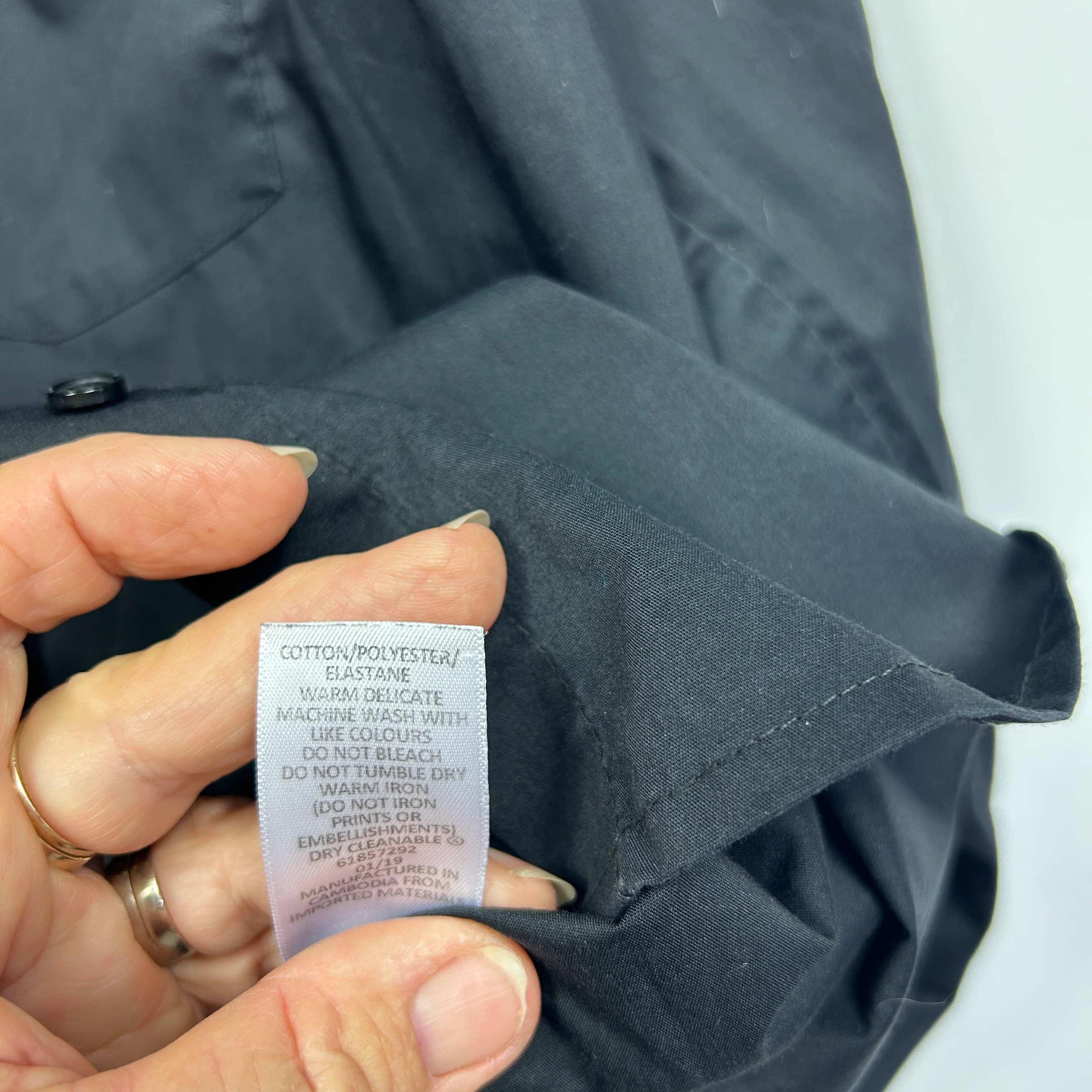 Preview Black Button Up Long Sleeve Shirt - Size 18 - Image 4