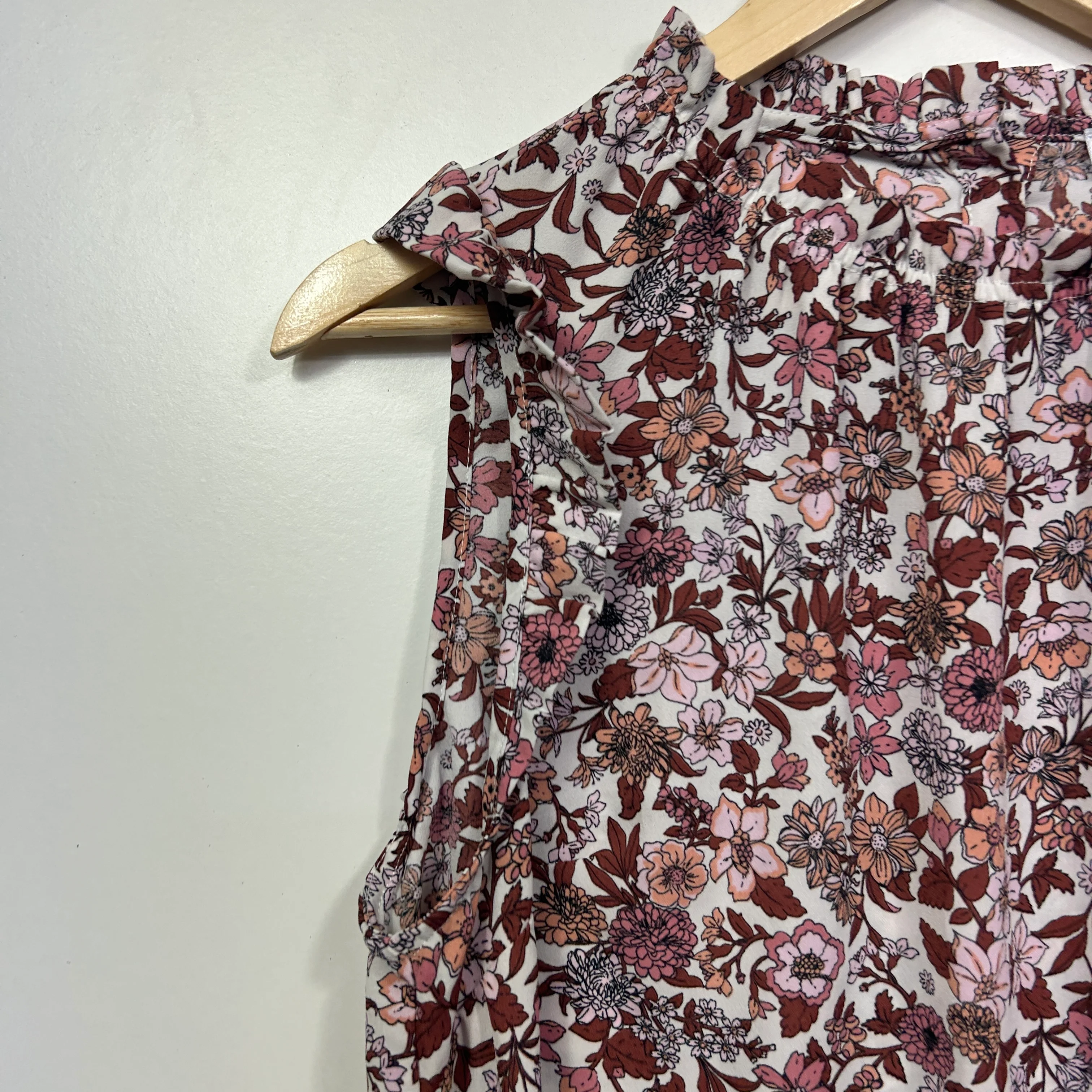 Preview Floral Sleeveless Top - Size 18 - Image 2