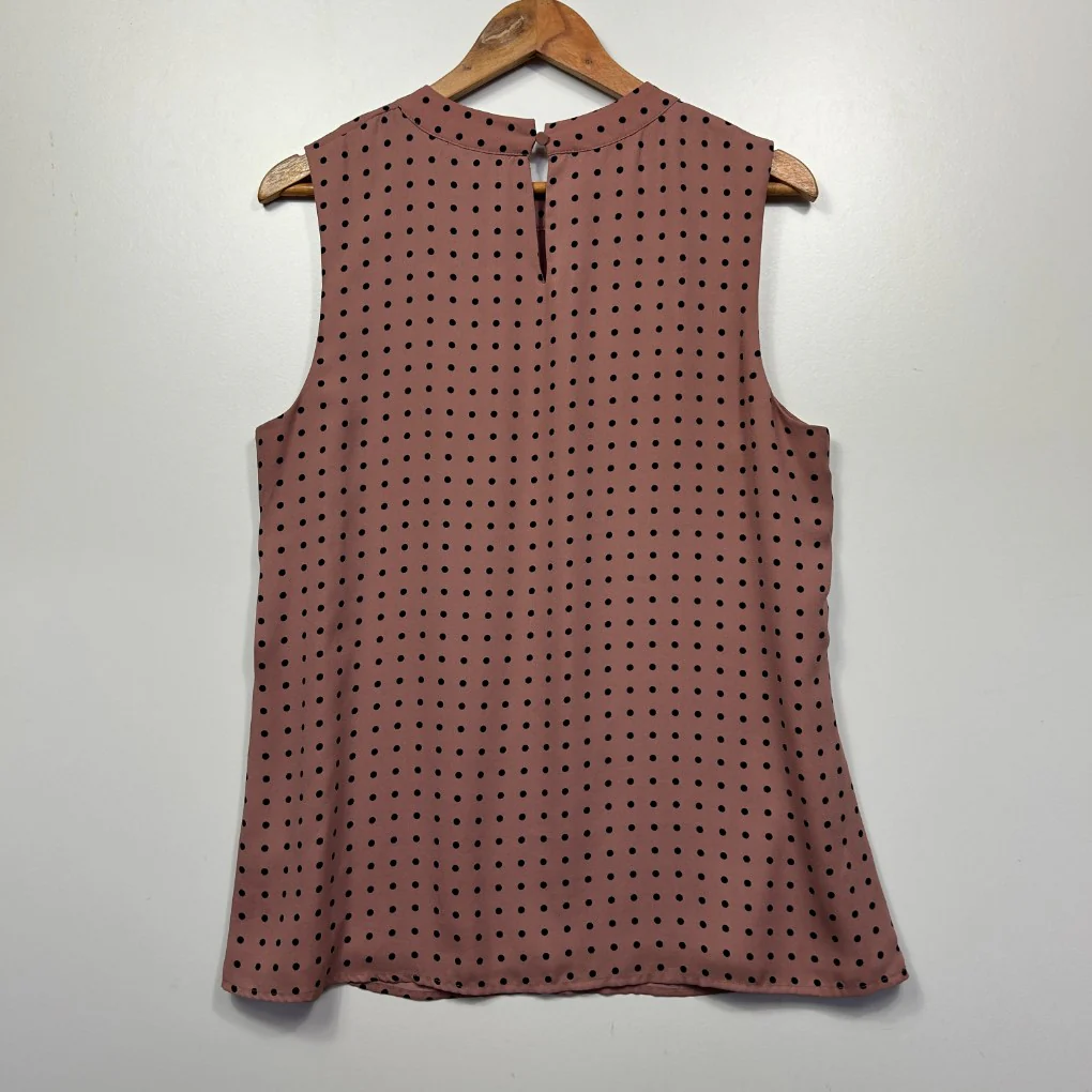 Preview Pink Sleeveless Top - Size 16 - Image 2