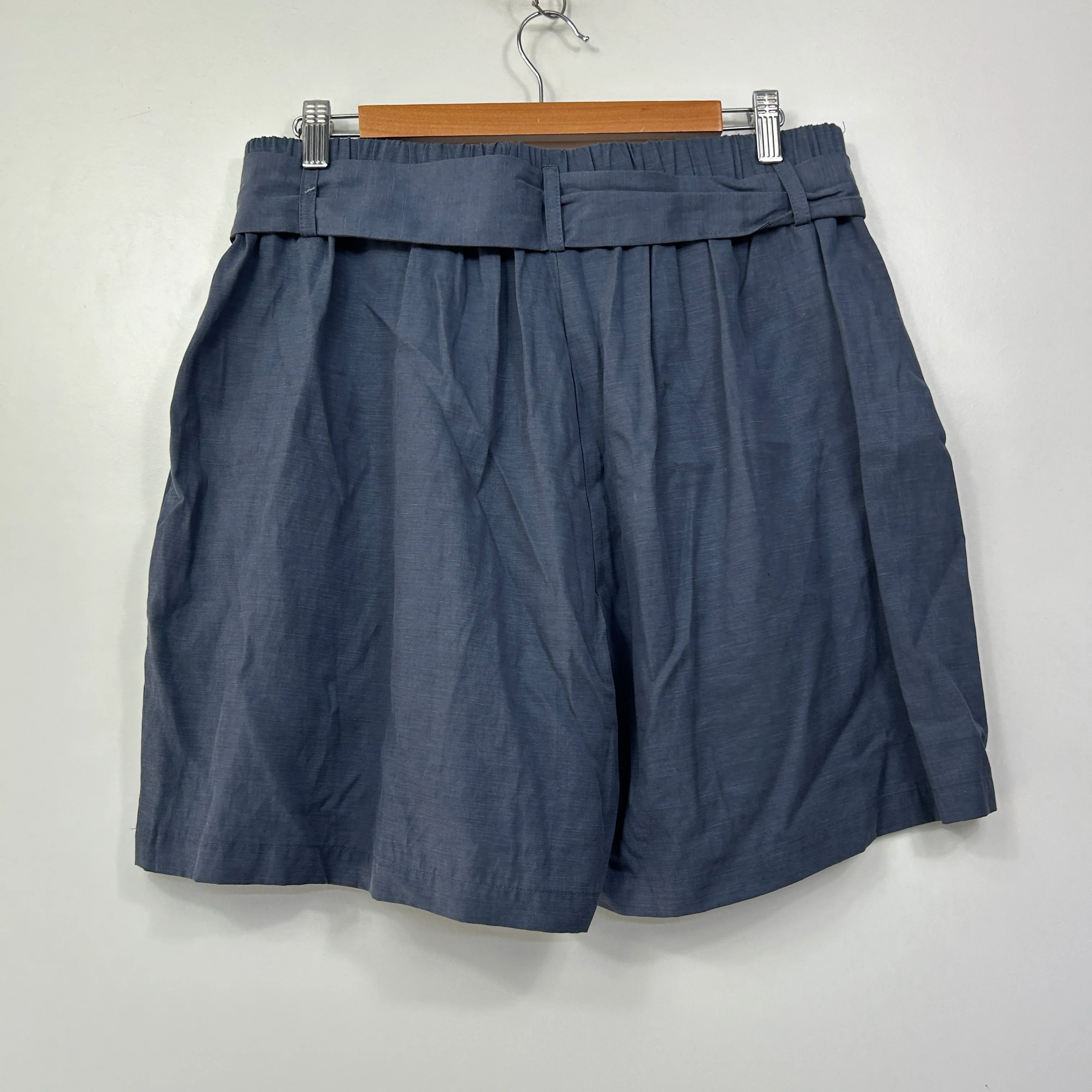Preview Tencel Navy Blue Shorts - Size 14 - Image 3