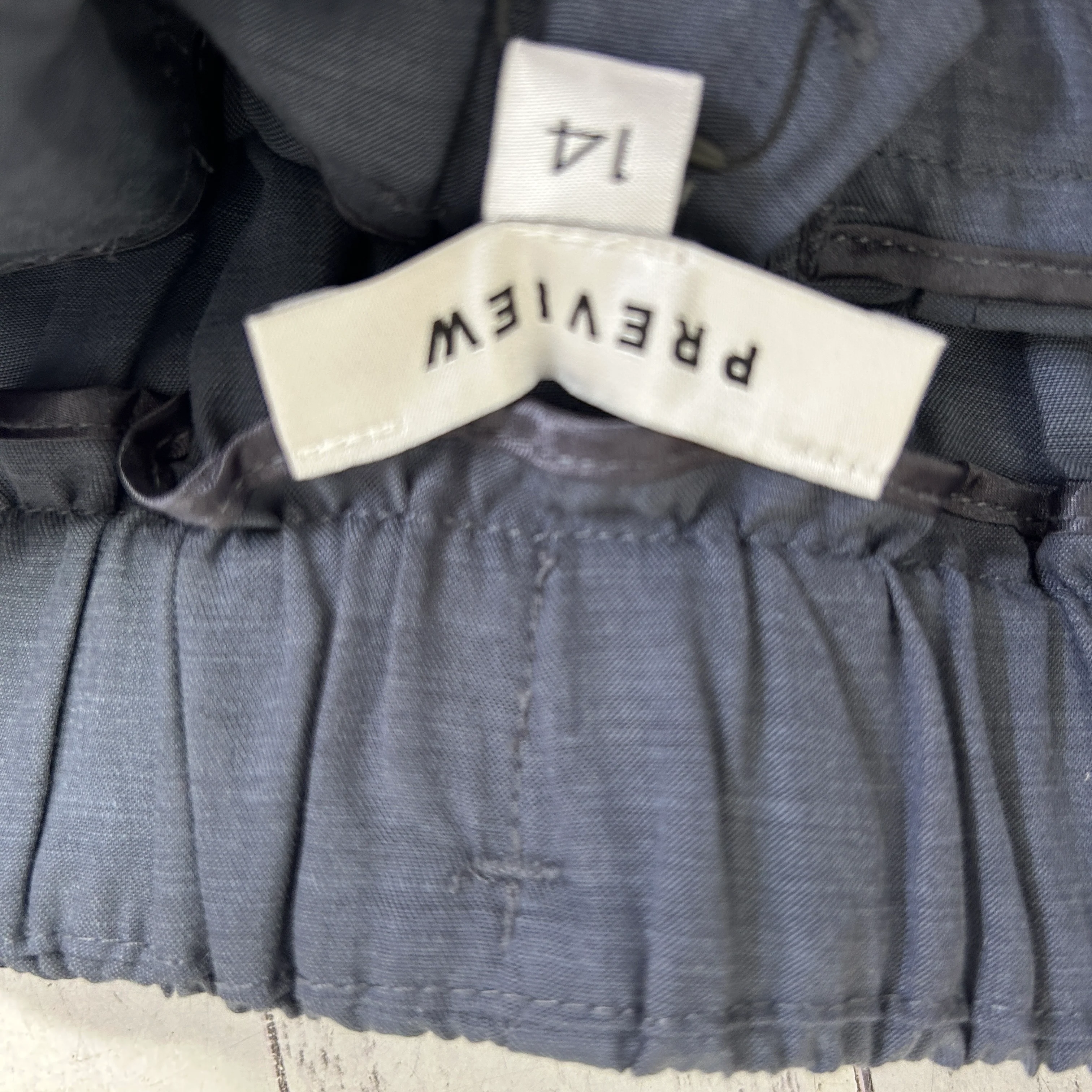 Preview Tencel Navy Blue Shorts - Size 14 - Image 7