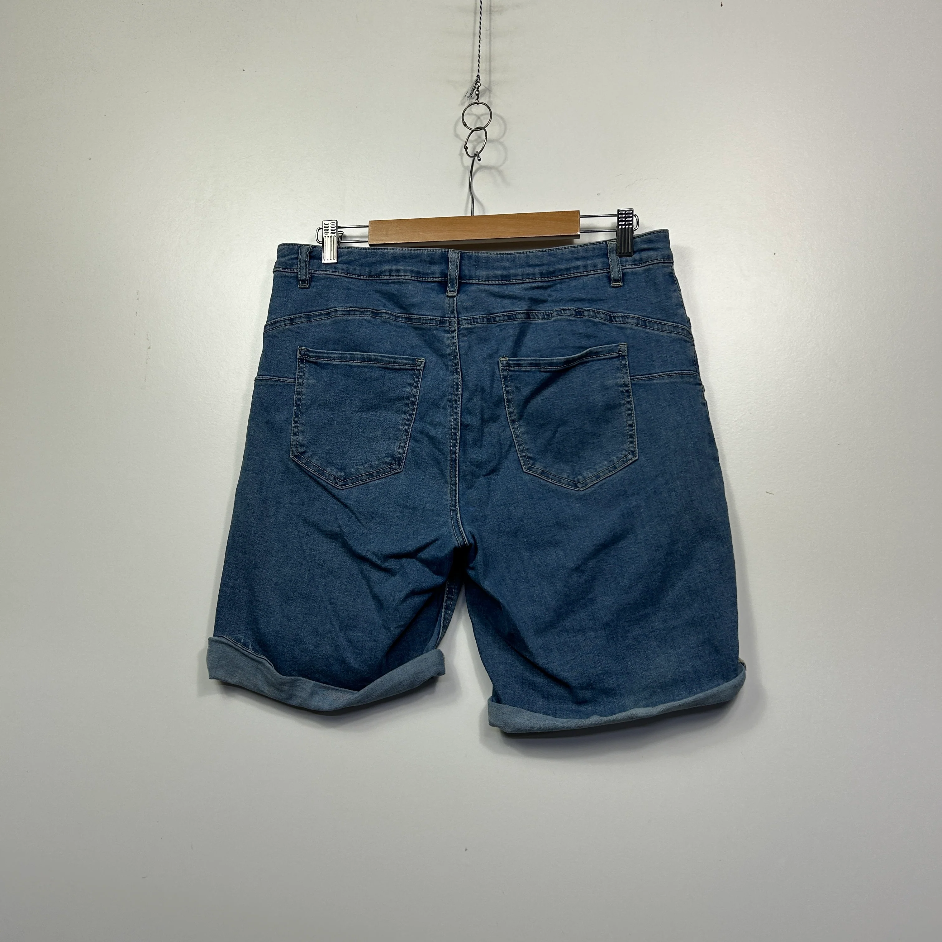 Regatta Navy Blue Denim Bermuda Shorts - Size 14 - Image 2