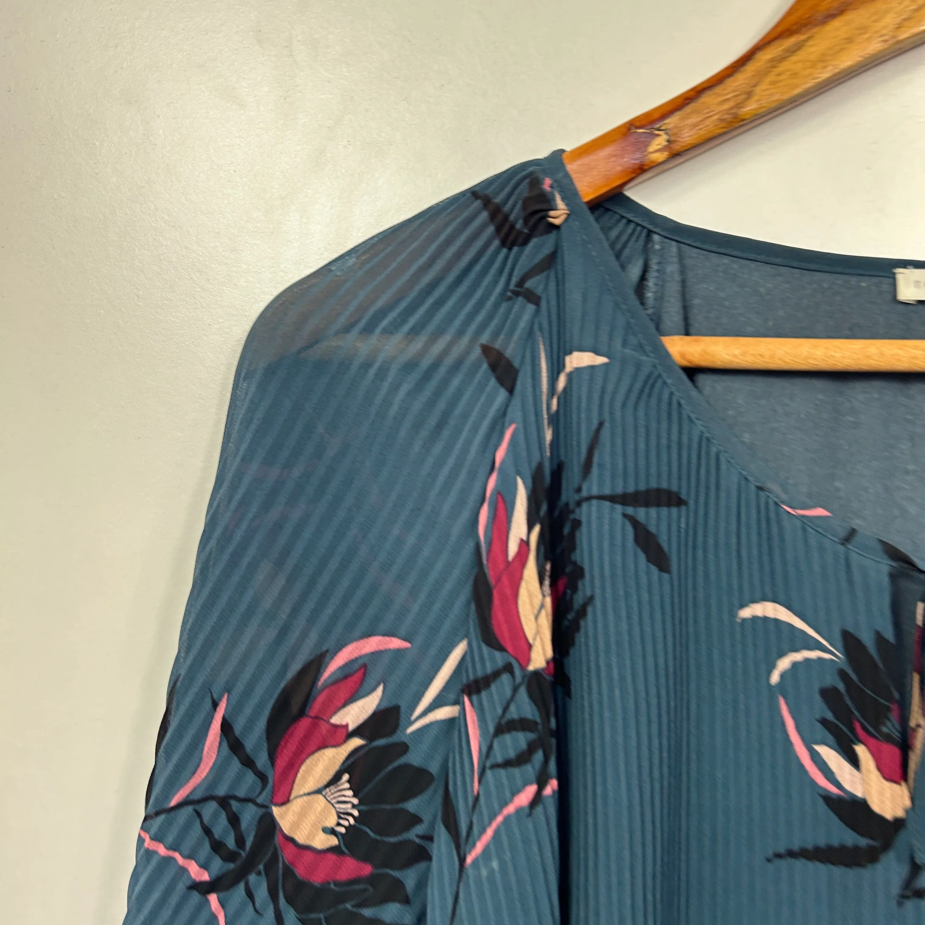 Regatta Teal Floral Pleated Top - Size 16 - Image 2