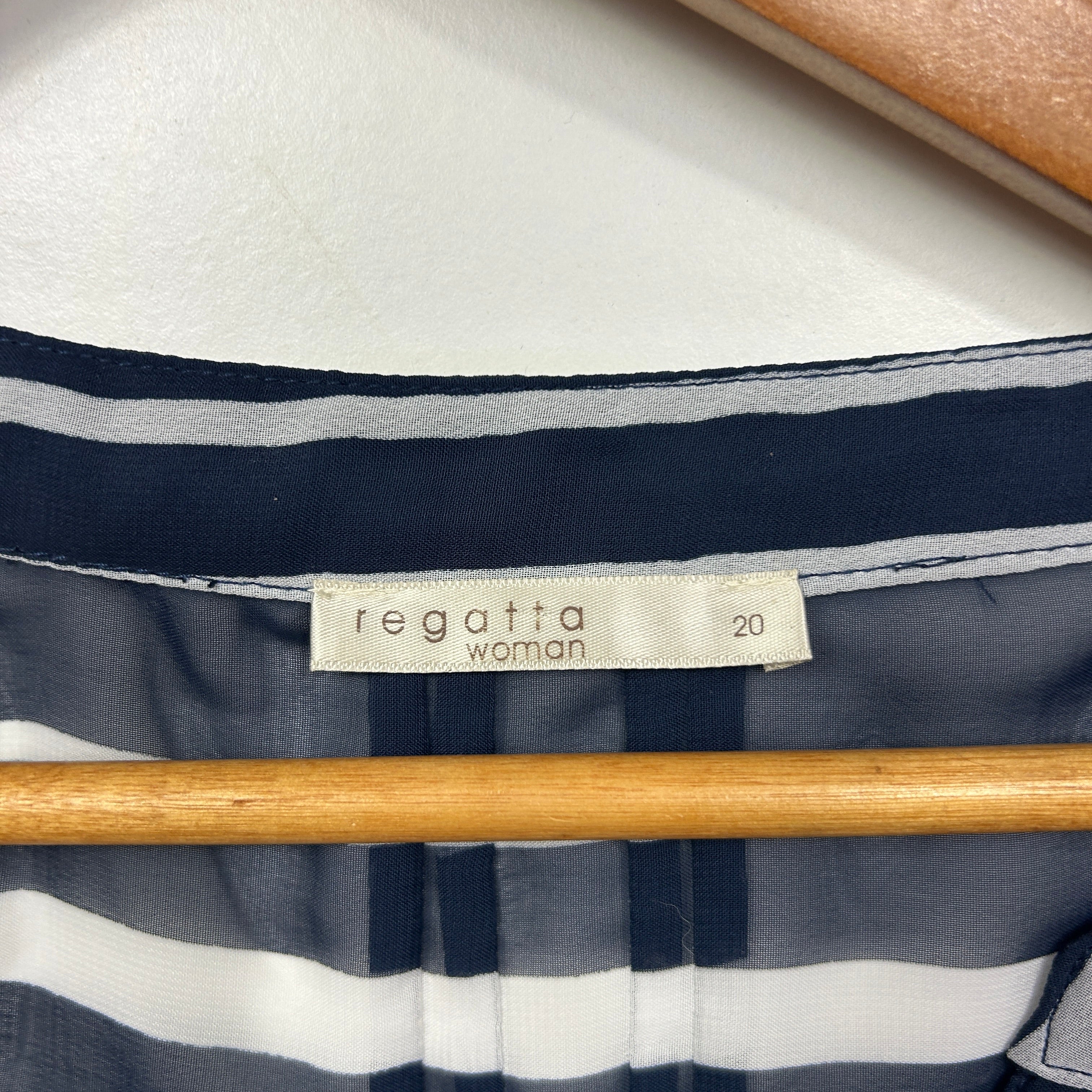 Regatta Woman Navy Striped Sheer Blouse - Size 20 - Image 4