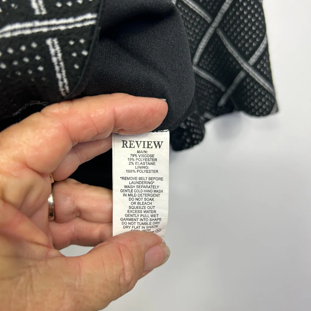 Review Black Diamond Check Peplum Top - Size 12 - Image 3