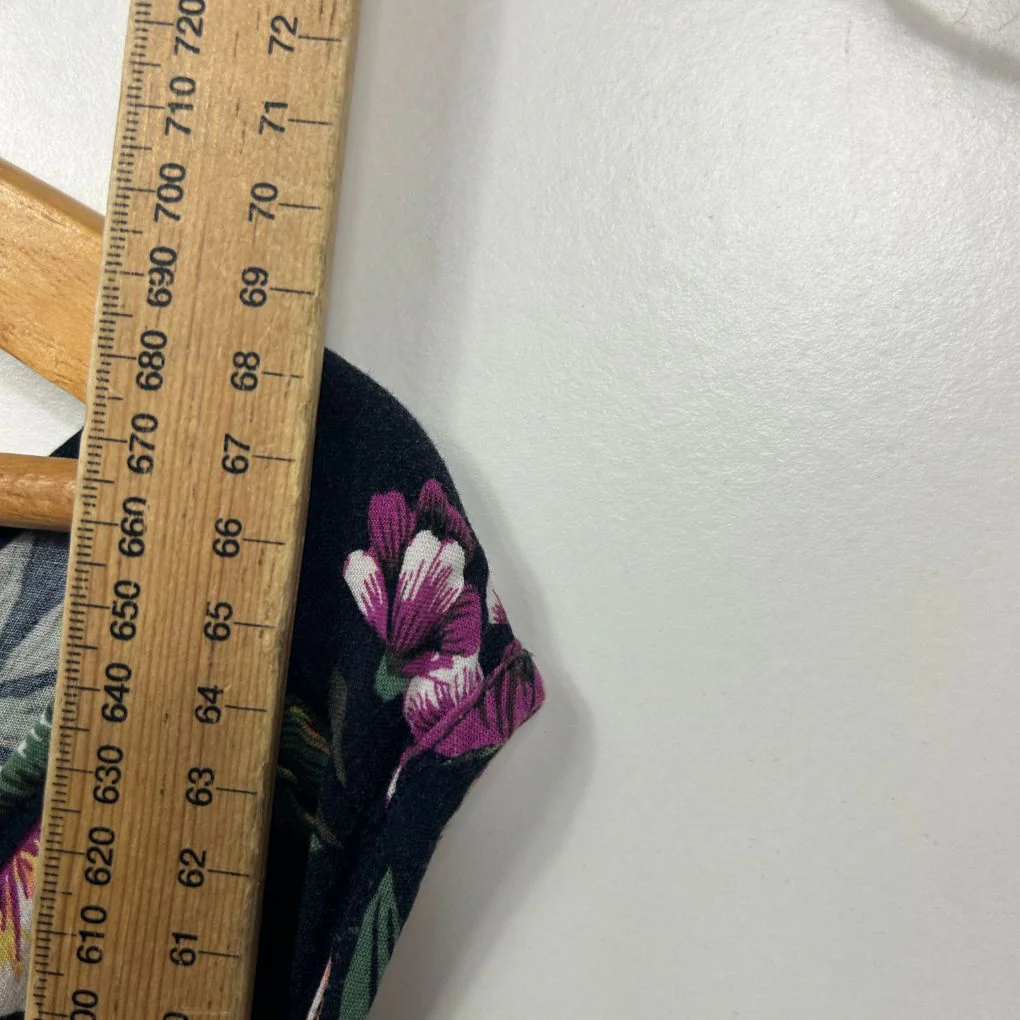 Rivers Black Floral Tank - Size 20 - Image 4