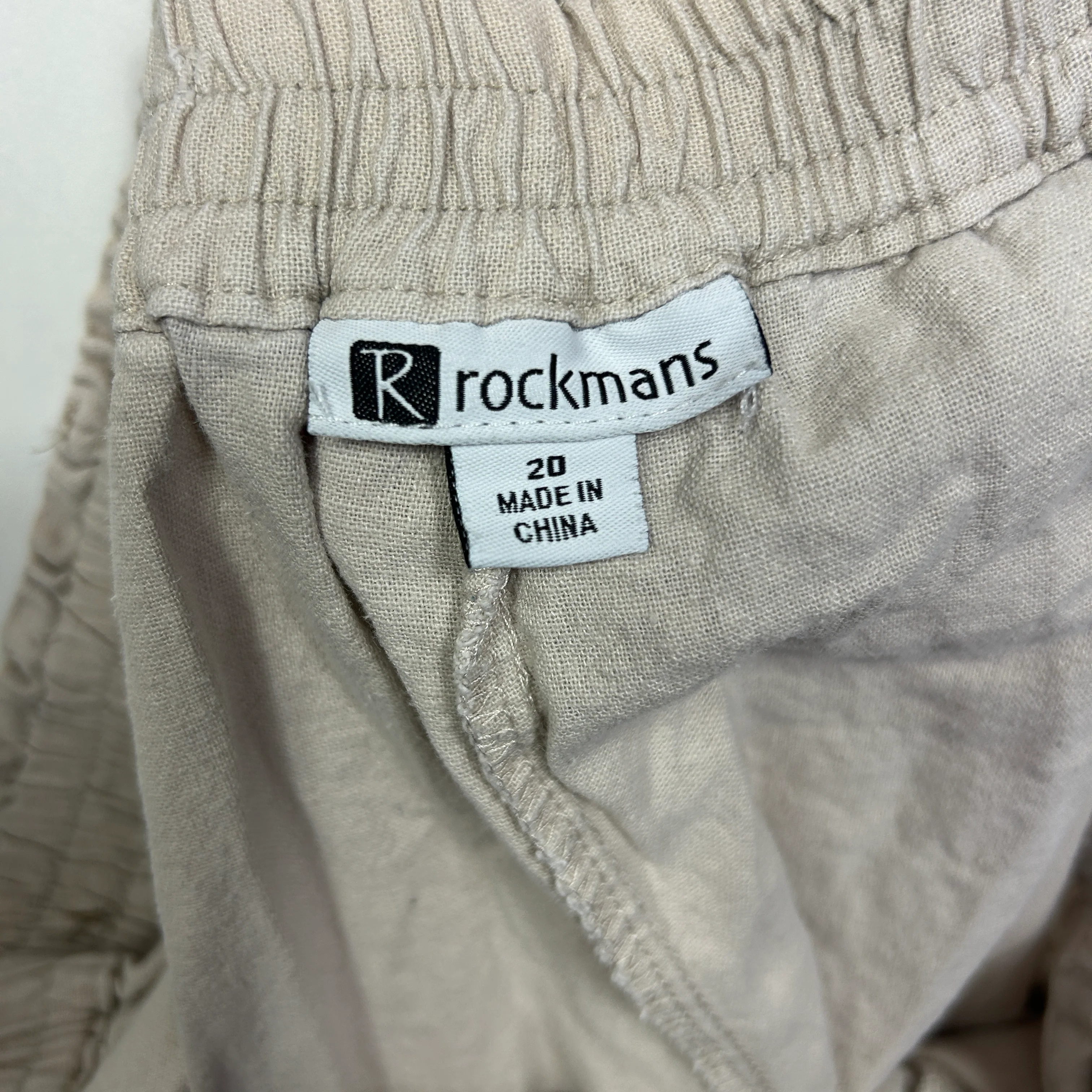 Rockmans Beige Linen Shorts - Size 20 - Image 2