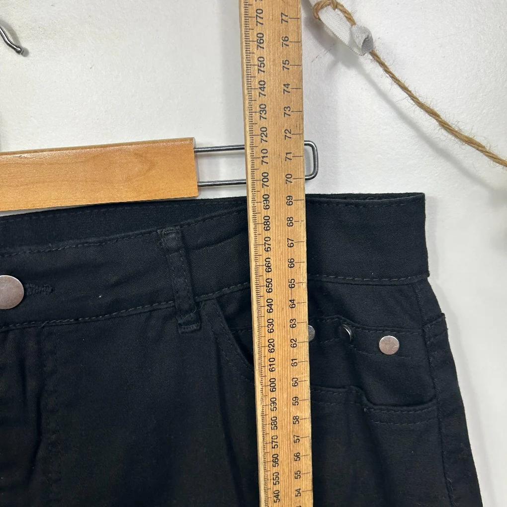 Rockmans Black Shorts - Size 18 - Image 7