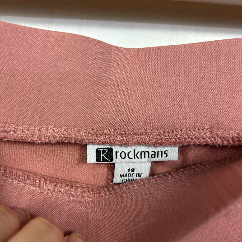 Rockmans Dusty Pink Cropped Pants - Size 18 - Image 2