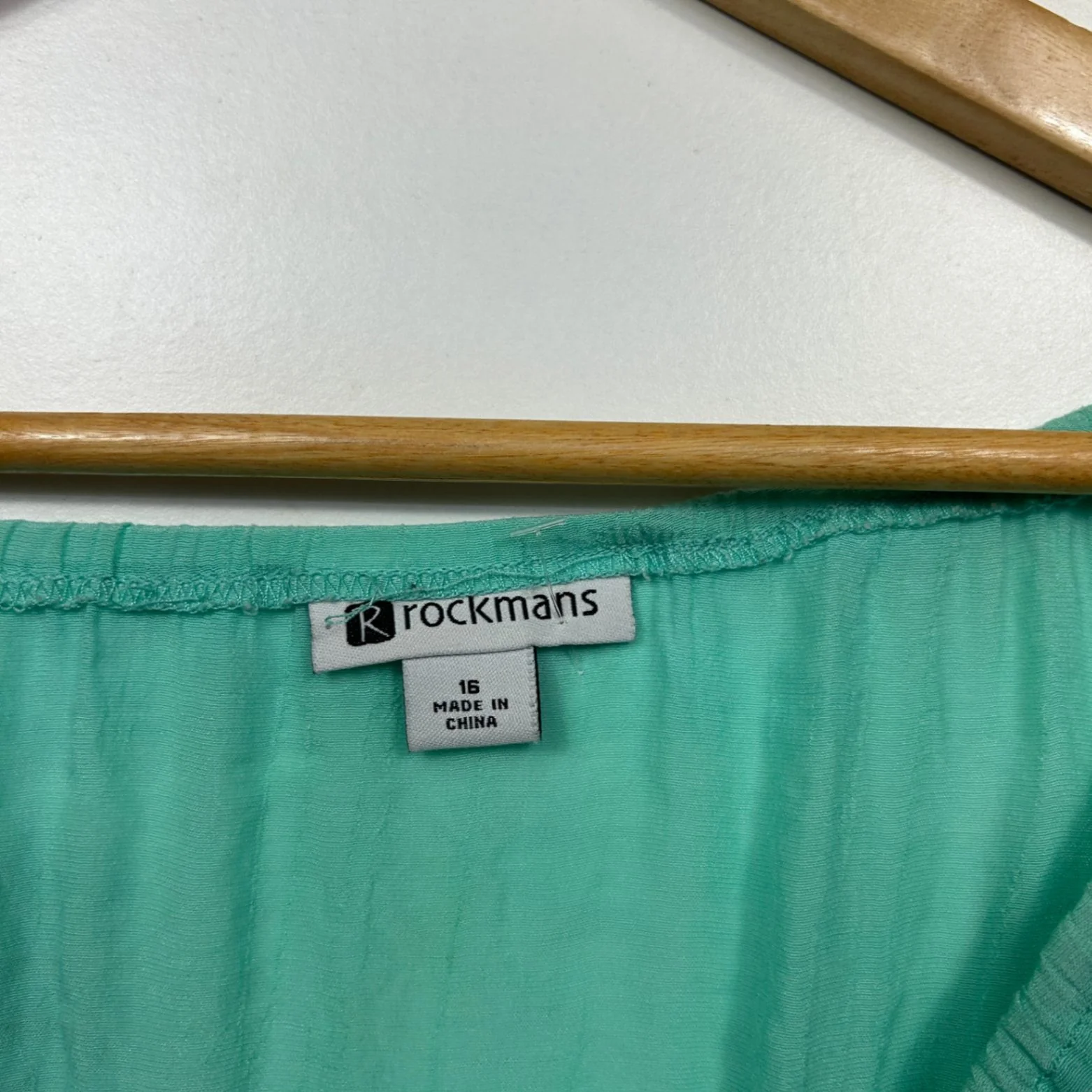 Rockmans Green Short Roll Tab Sleeve Top Blouse Size 16 - Image 3