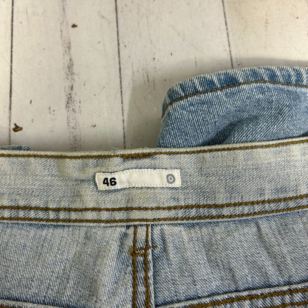 Target Mens Denim Shorts - Size 46 - Image 2