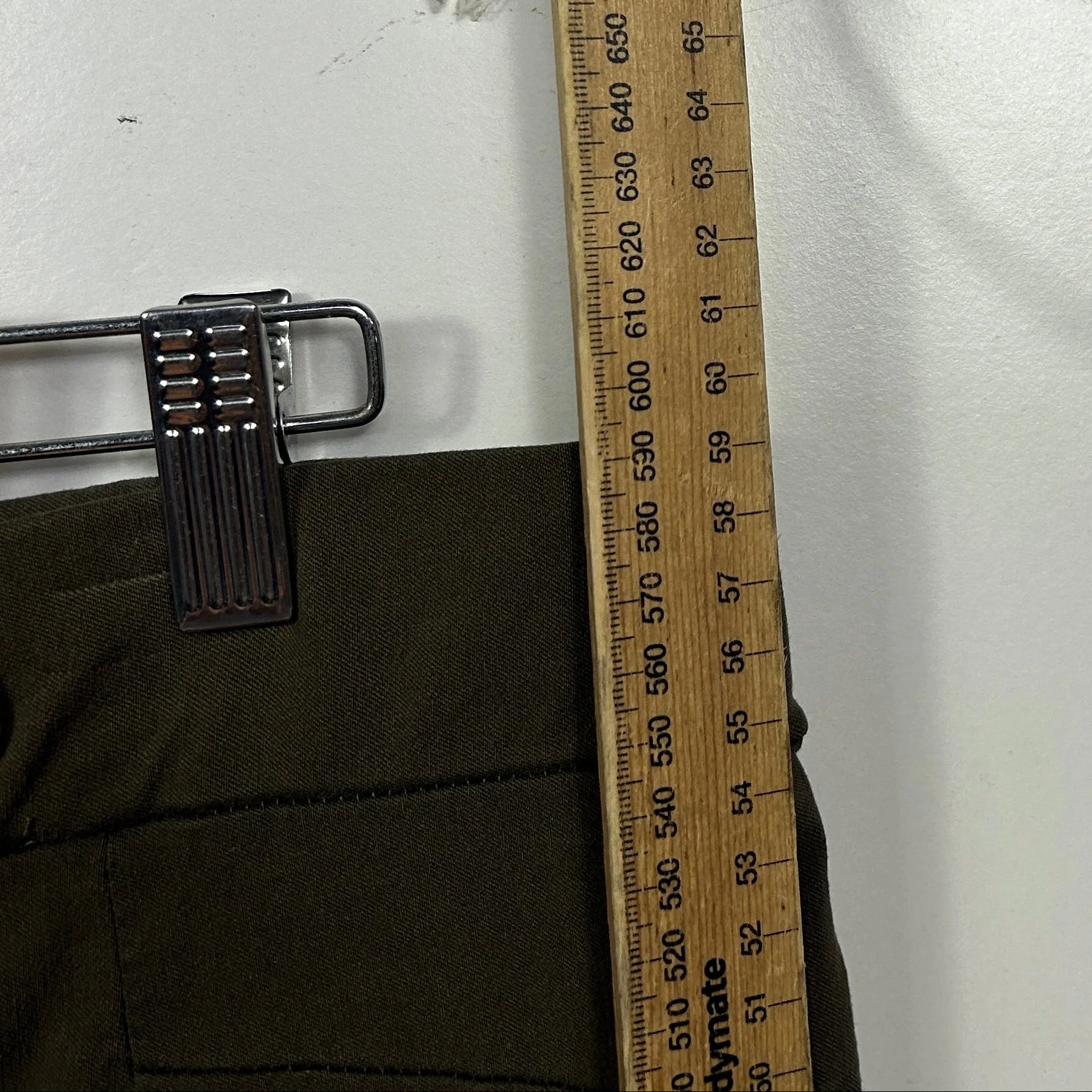 Rockmans Olive Green Shorts - Size 20 - Image 6