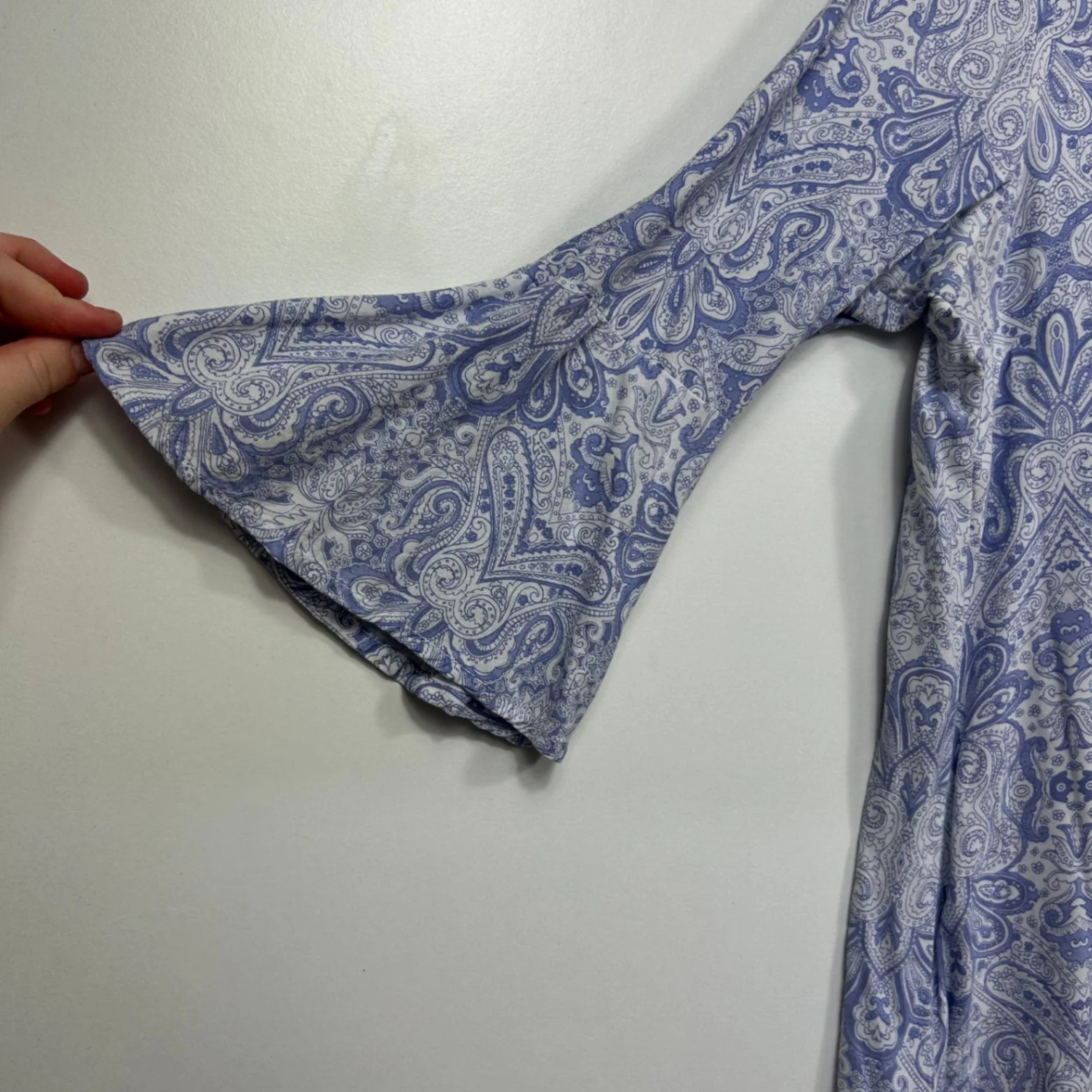 Rockmans Womens Blue Viscose 3/4 Bell Sleeve V-Neck Paisley Top Size 14 - Image 6