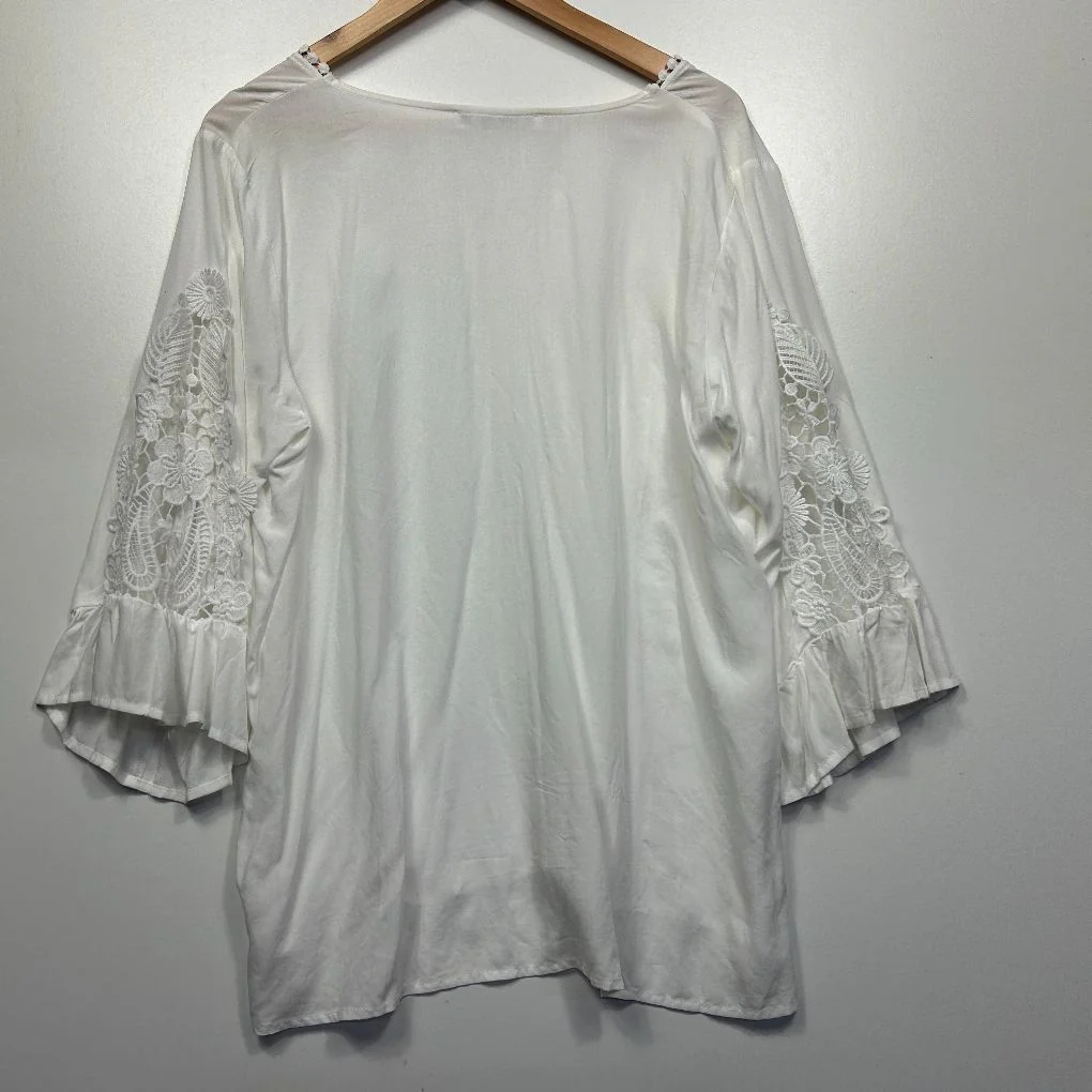 Rusttydustty White Sheer Lace Trim Top - Size 1XL - Image 3