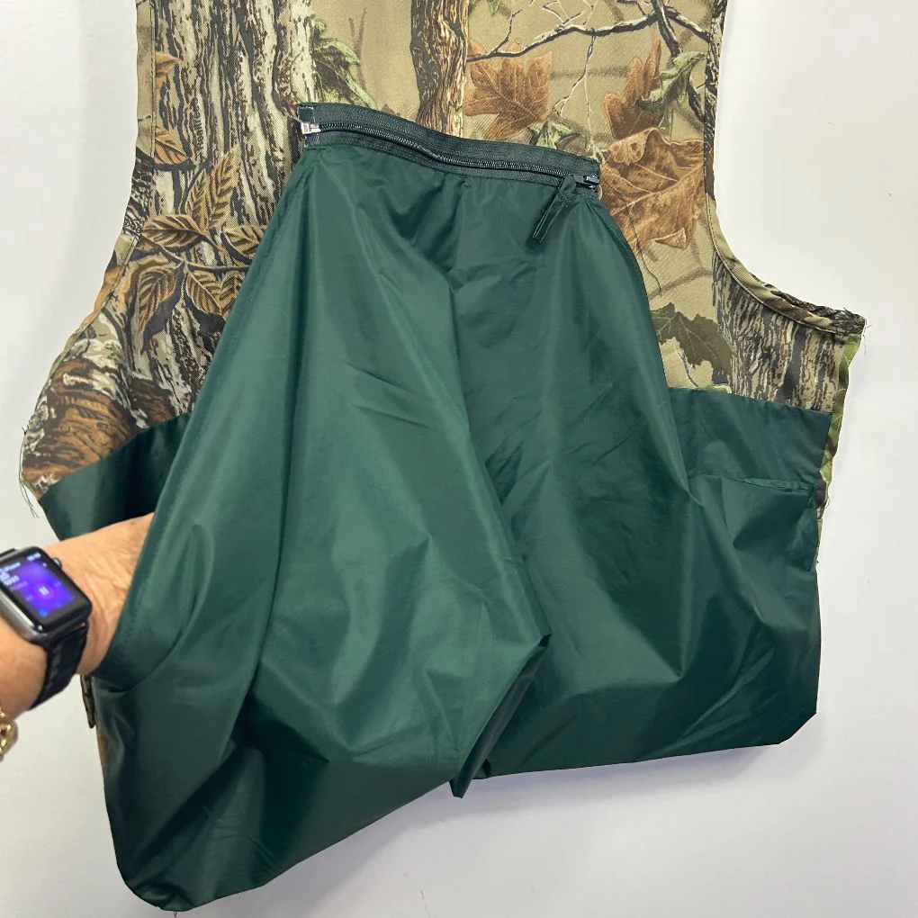 SafTBak Camo Hunting Vest - Size Mens 2XL - Image 7