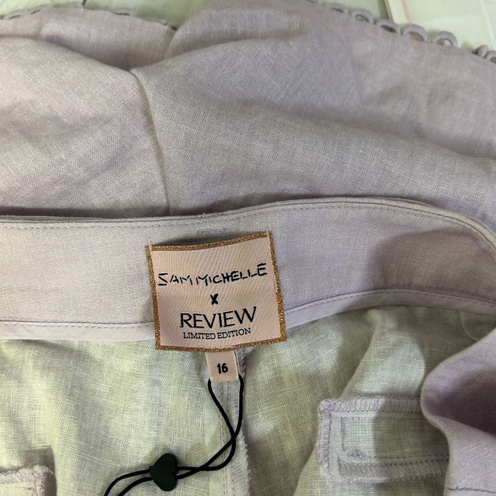 Review Lilac Linen Wildflower Burst Shorts - Size 16 - Image 2