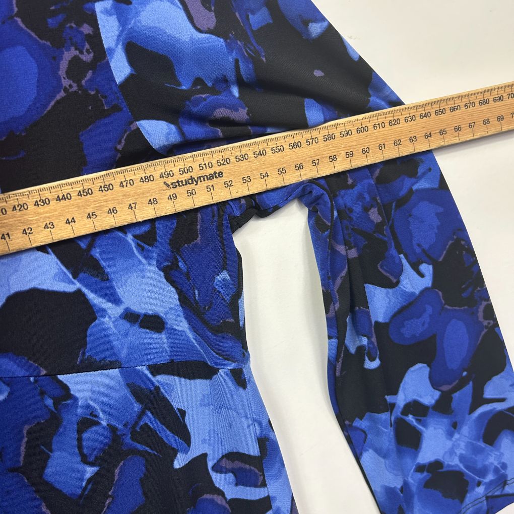 Sandra Soulos Blue Top - Size 16 - Image 5