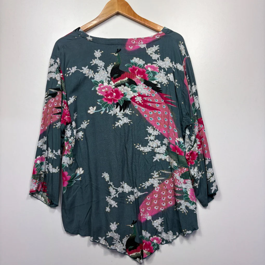 Sea Love Teal Peacock Print Top - Size XL - Image 4