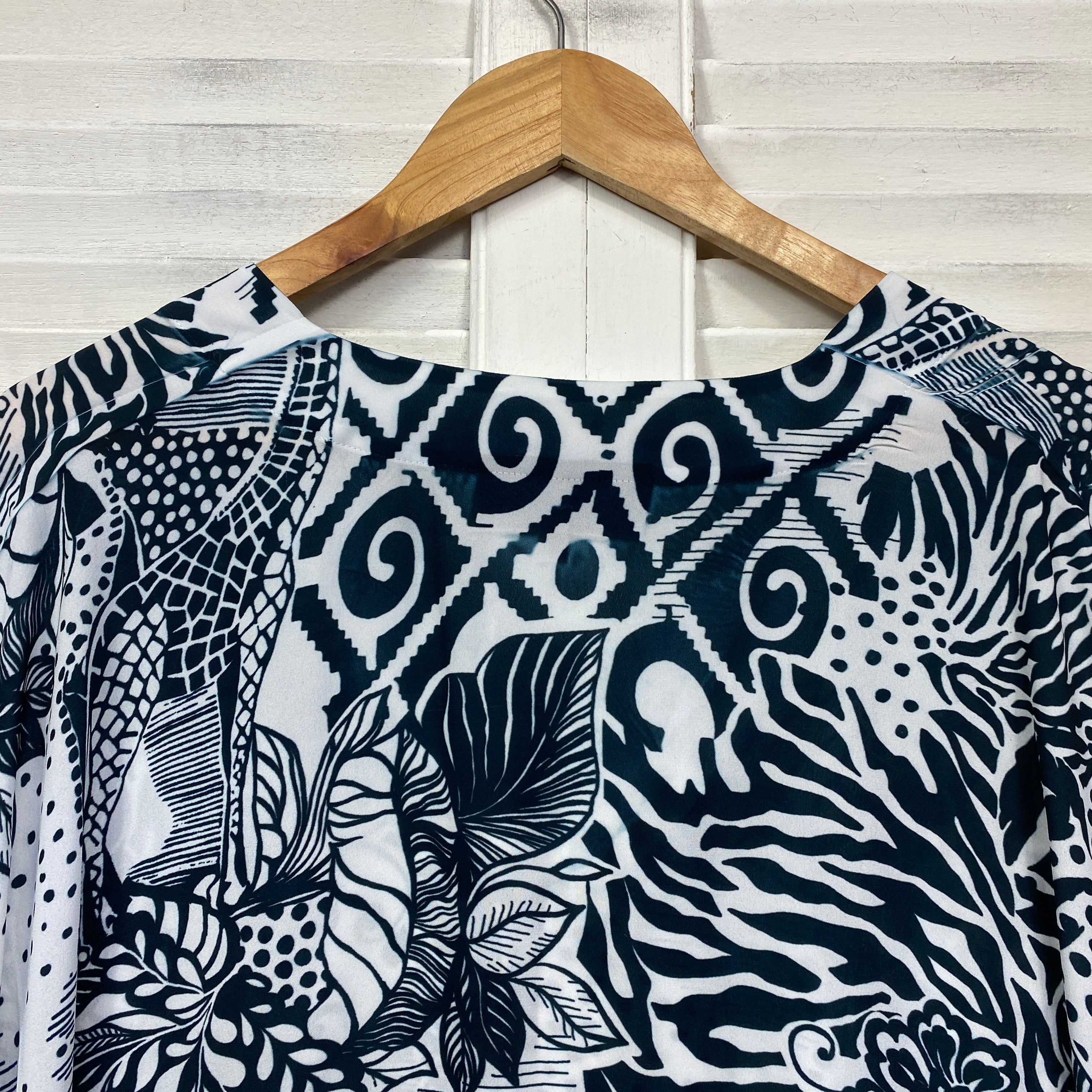 Seven Sisters Kaftan Top Size Large Multicoloured - Image 6
