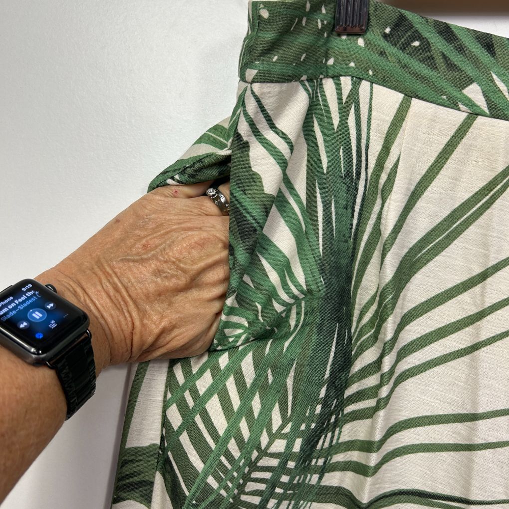 Sheike Green Palm Leaf Print Wide Leg Pants - Size 12 - Image 2
