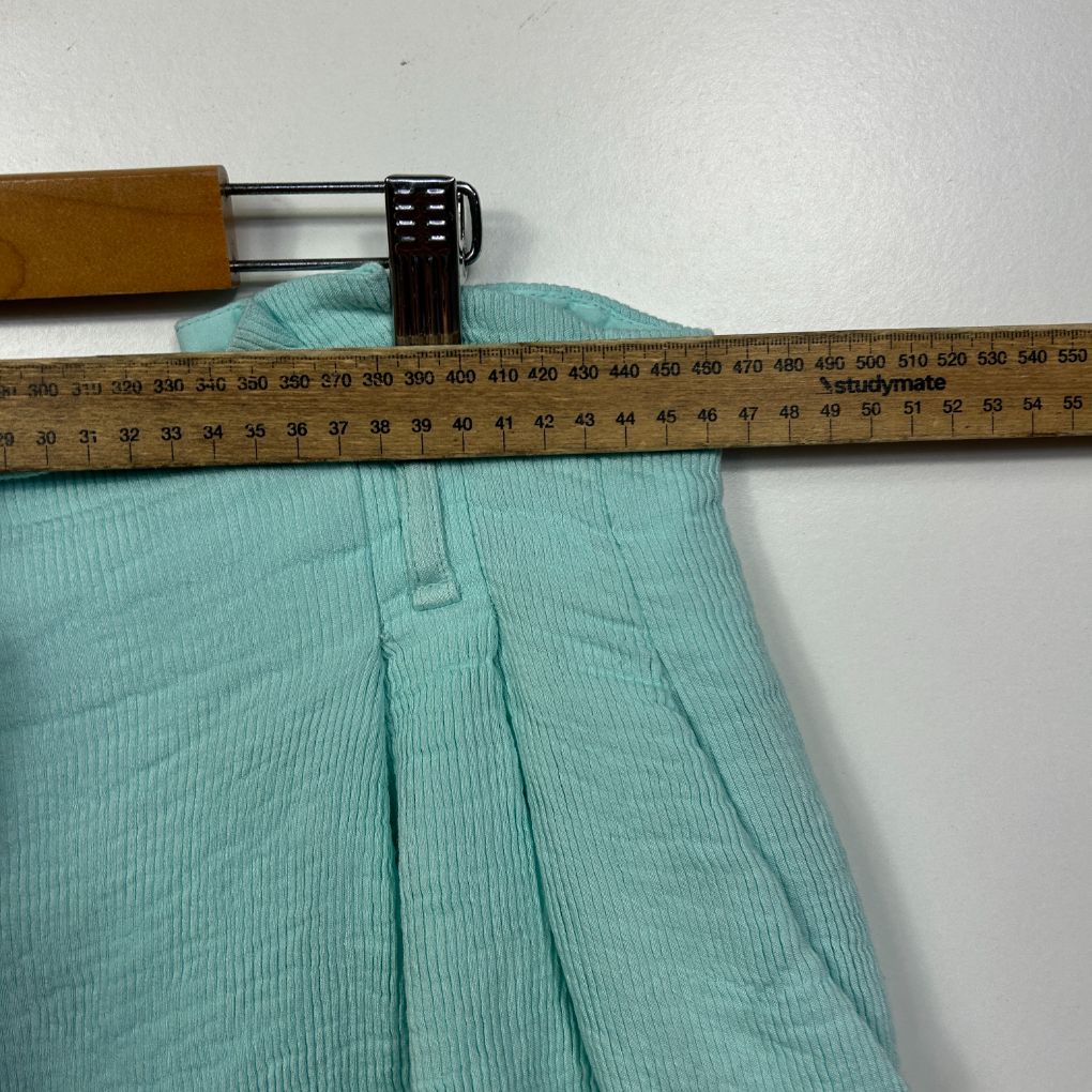 Sheike Mint Linen Shorts - Size 16 - Image 5