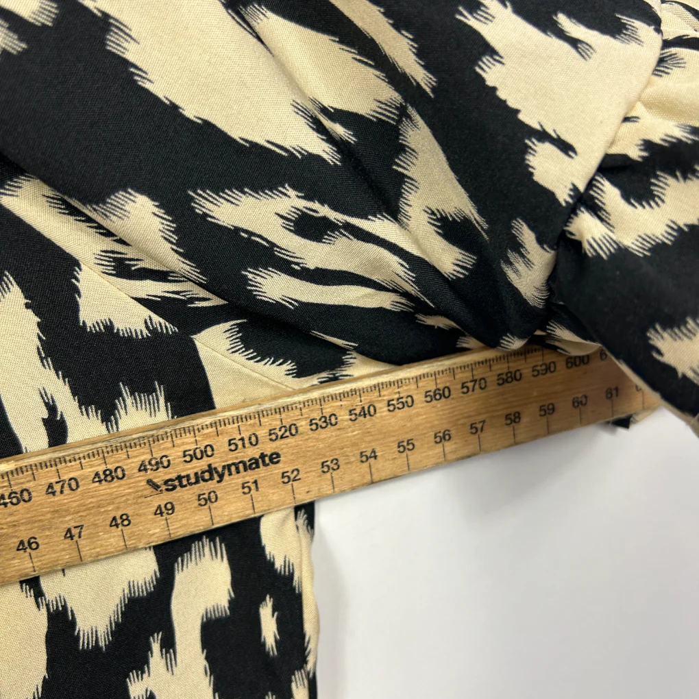 Shein Curve Black & Cream Top - Size 0XL - Image 5