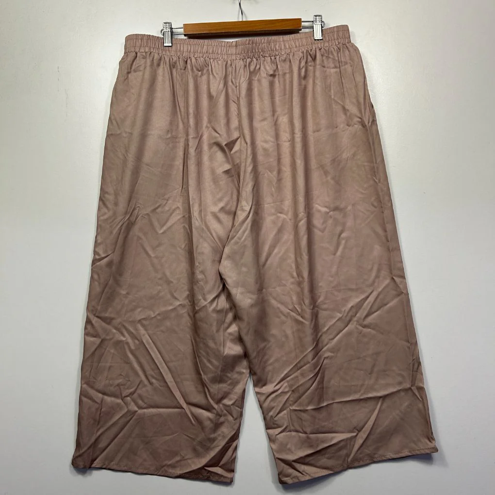 Shein Curve Wide-Leg Pants - Size 3XL - Image 2