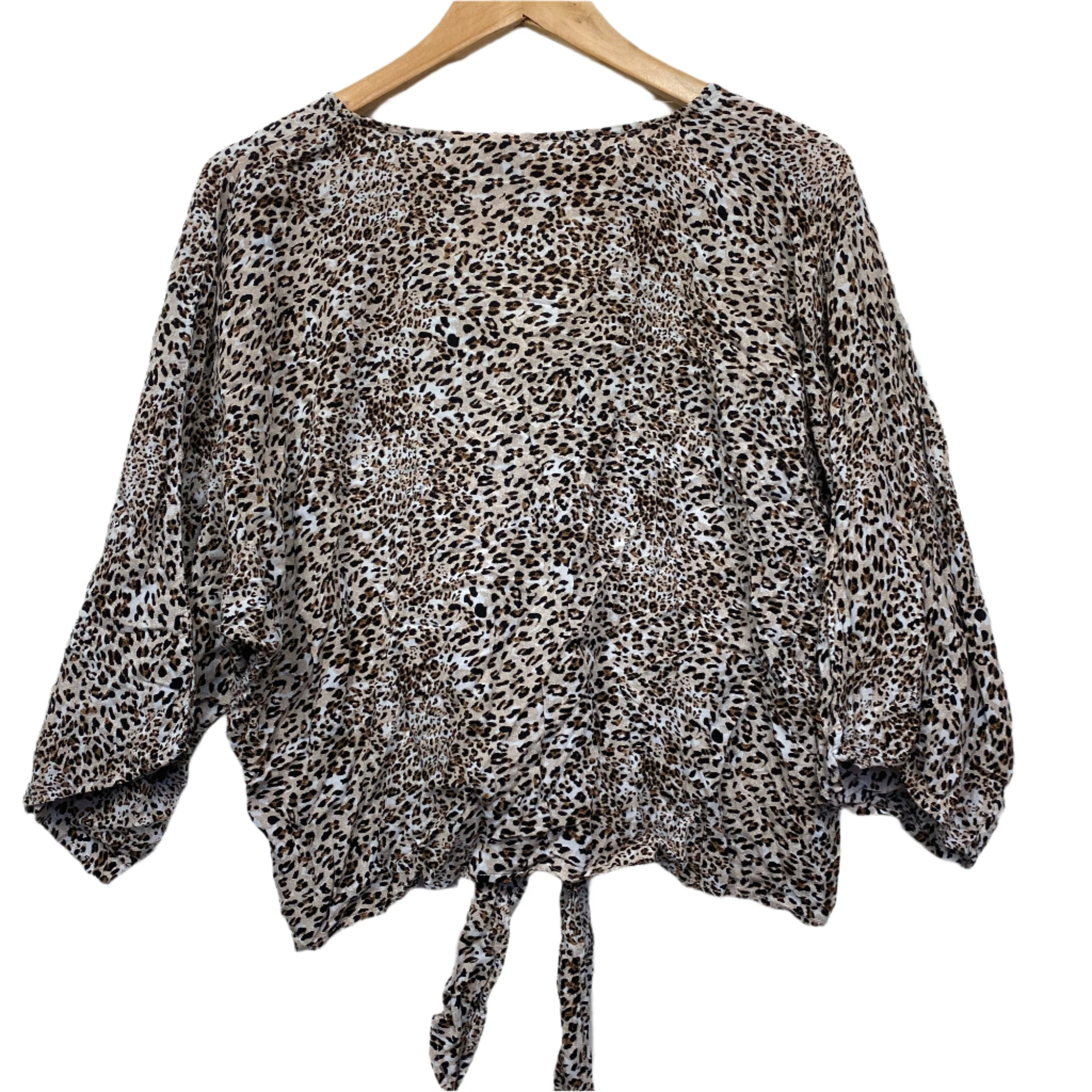 Silver Wishes Top Size 14 Button Up Animal Print Long Sleeve - Image 2