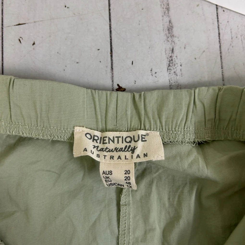 Oreintque Green Shorts - Size 20 - Image 2