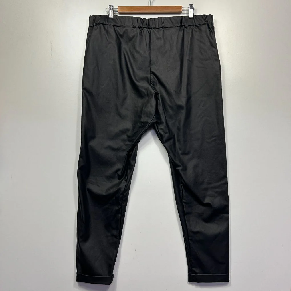 Styling You The Label Black Pants - Size 18 - Image 5