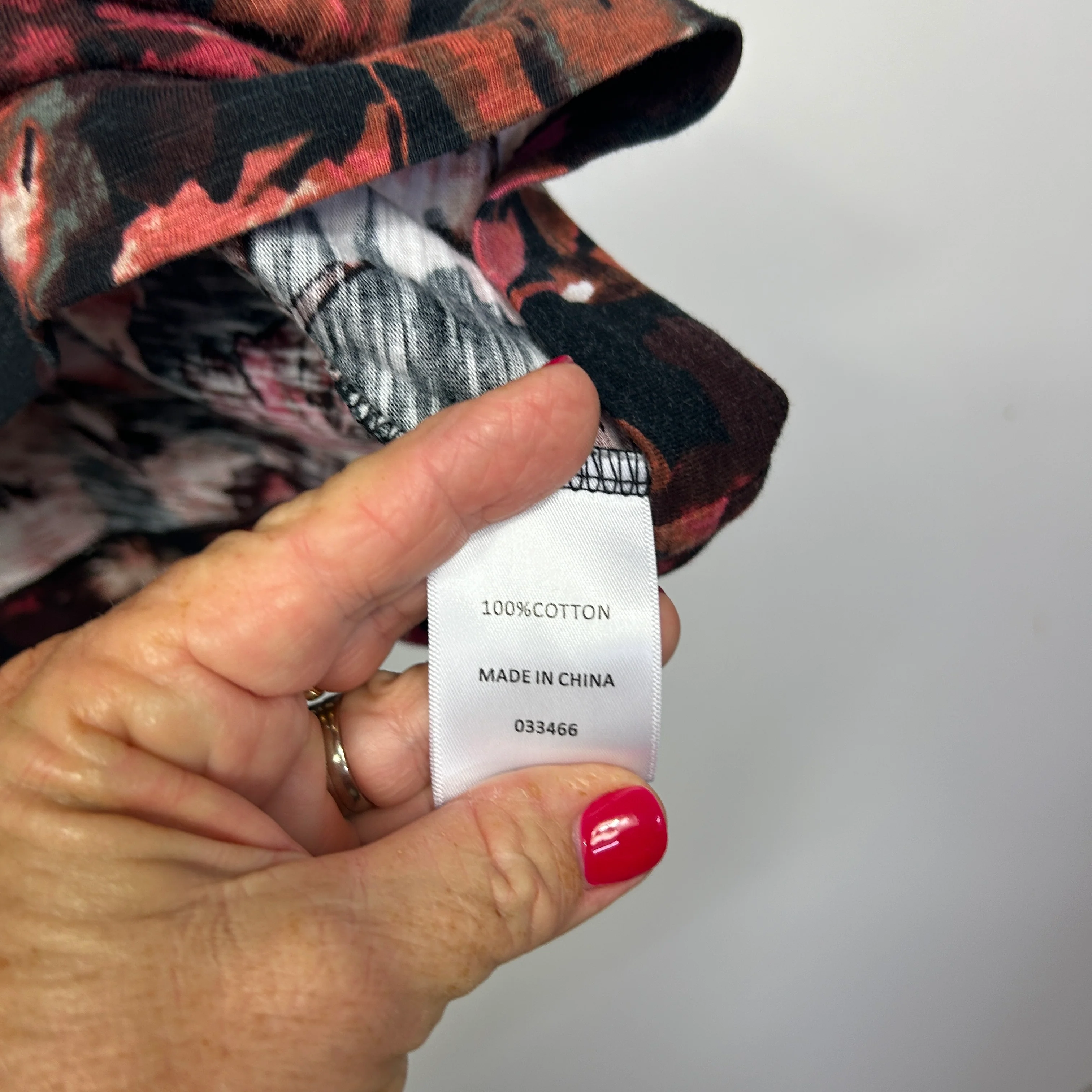 Sussan Black Floral Top - Size 2XL - Image 4