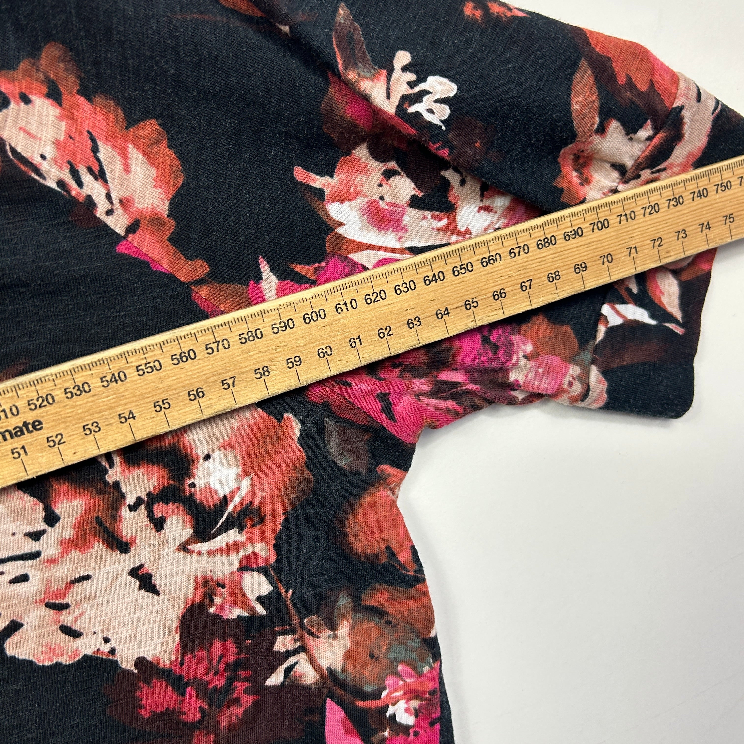 Sussan Black Floral Top - Size 2XL - Image 5
