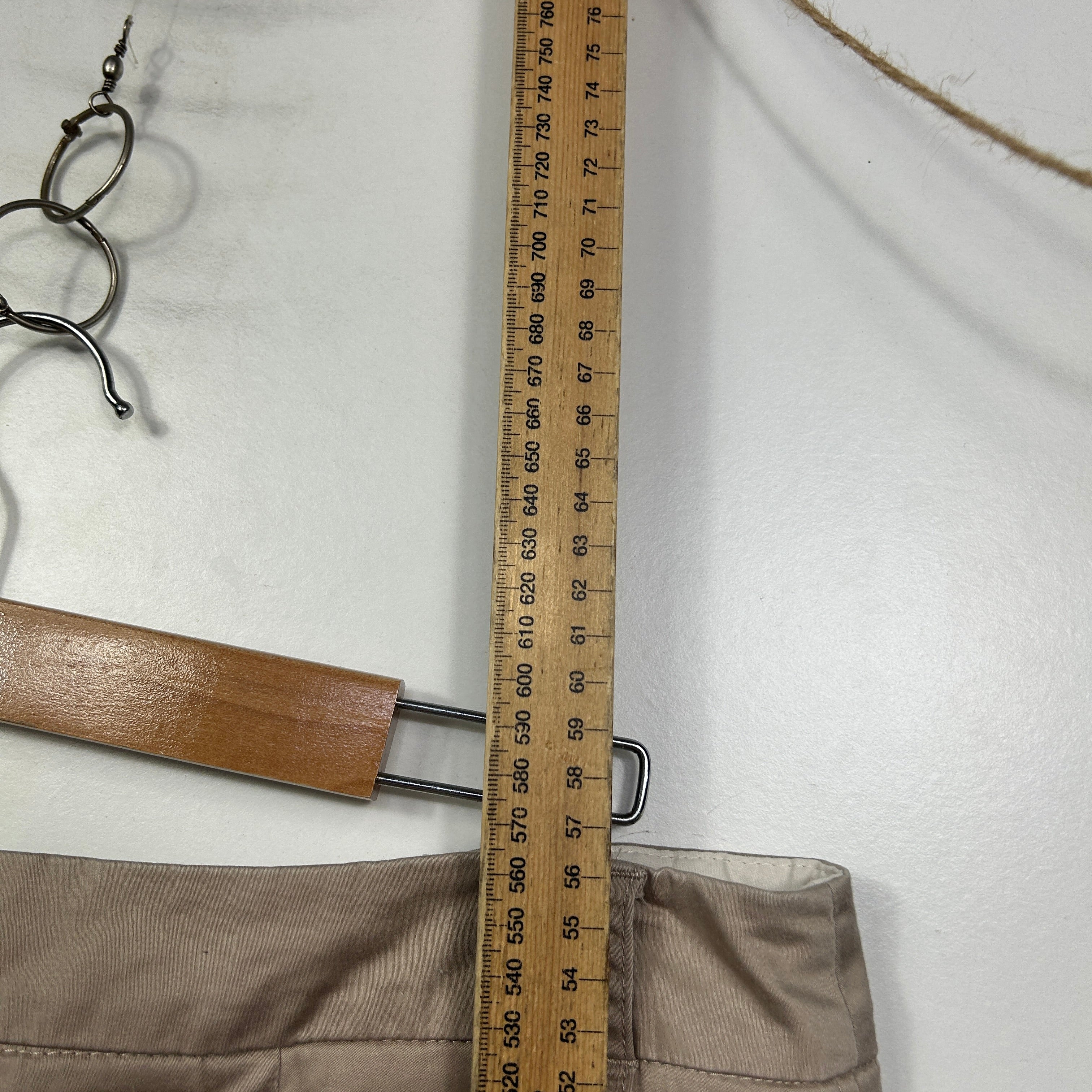 Sussan Khaki Bermuda Shorts with Cuffed Hem - Size 16 - Image 5