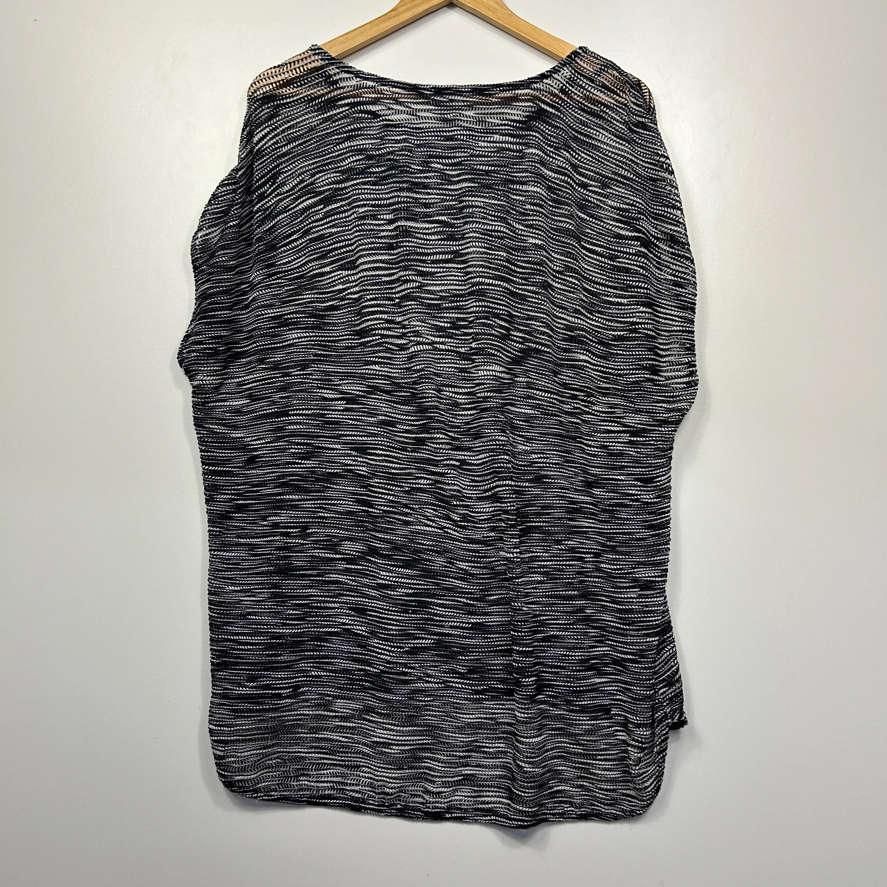Suzanne Grae Black White Textured Sheer Top - Size XL - Image 5