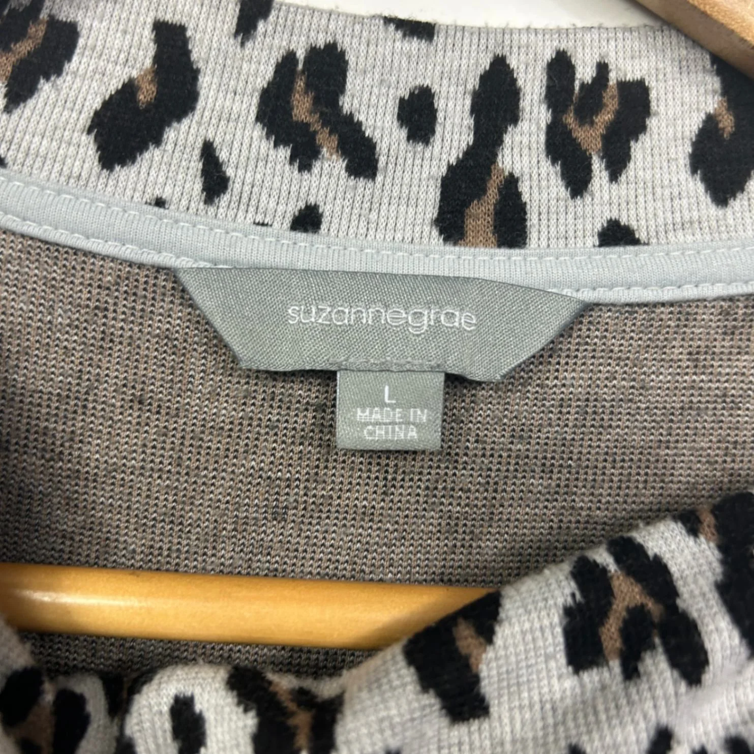 Suzanne Grae Grey Animal Print Cowl Neck Casual Knit Top Size 14 Large Thick - Image 4