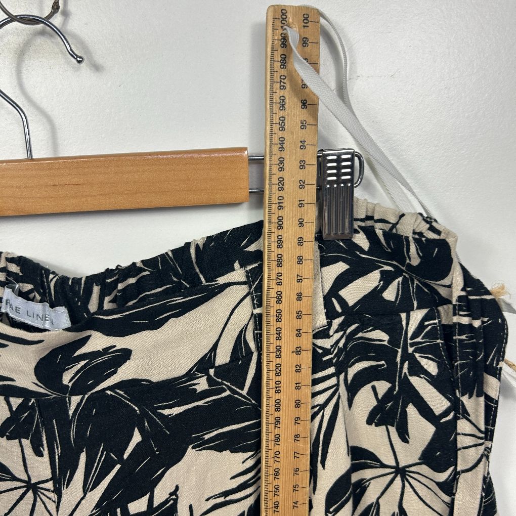 Suzanne Grae Linen Black and Cream Linen Cropped Pants -  Size 16 - Image 8