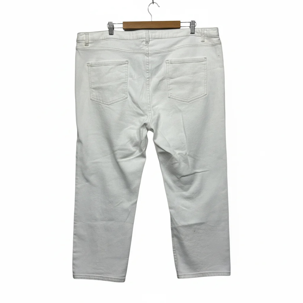 Suzanne Grae White Denim Ankle Length Jeans - Size 22 - Image 2