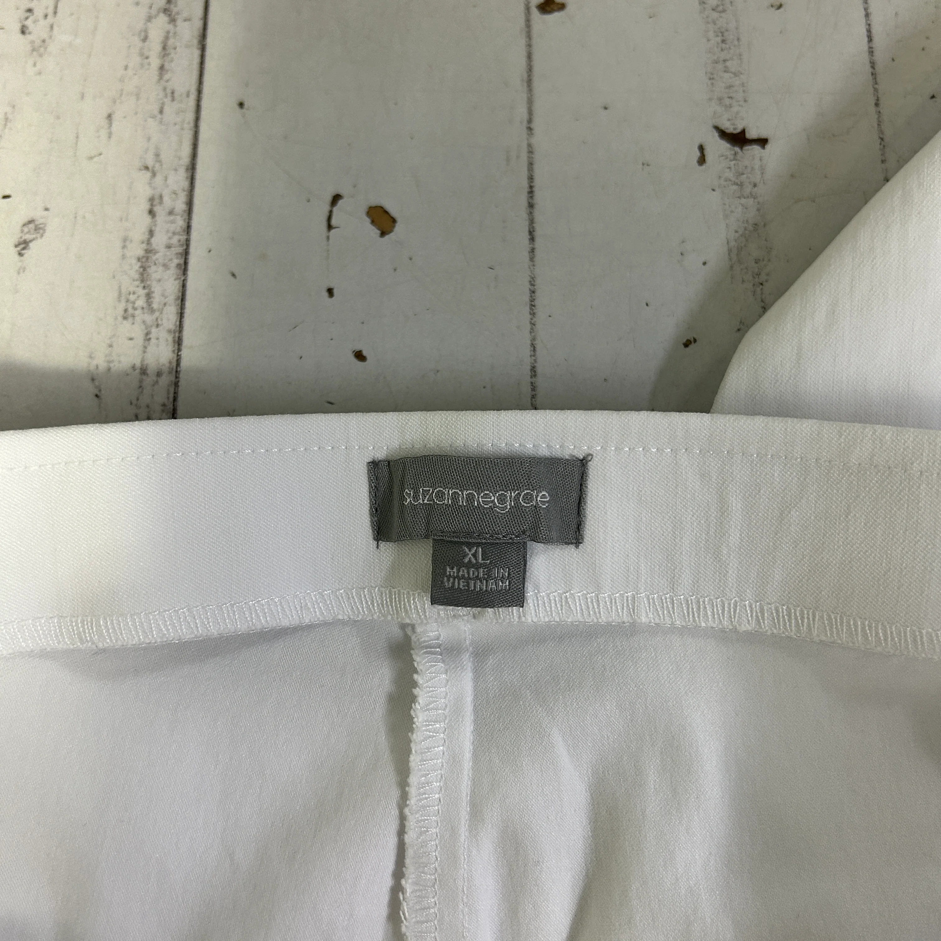 Suzanne Grae White Cropped Pants - Size XL - Image 4