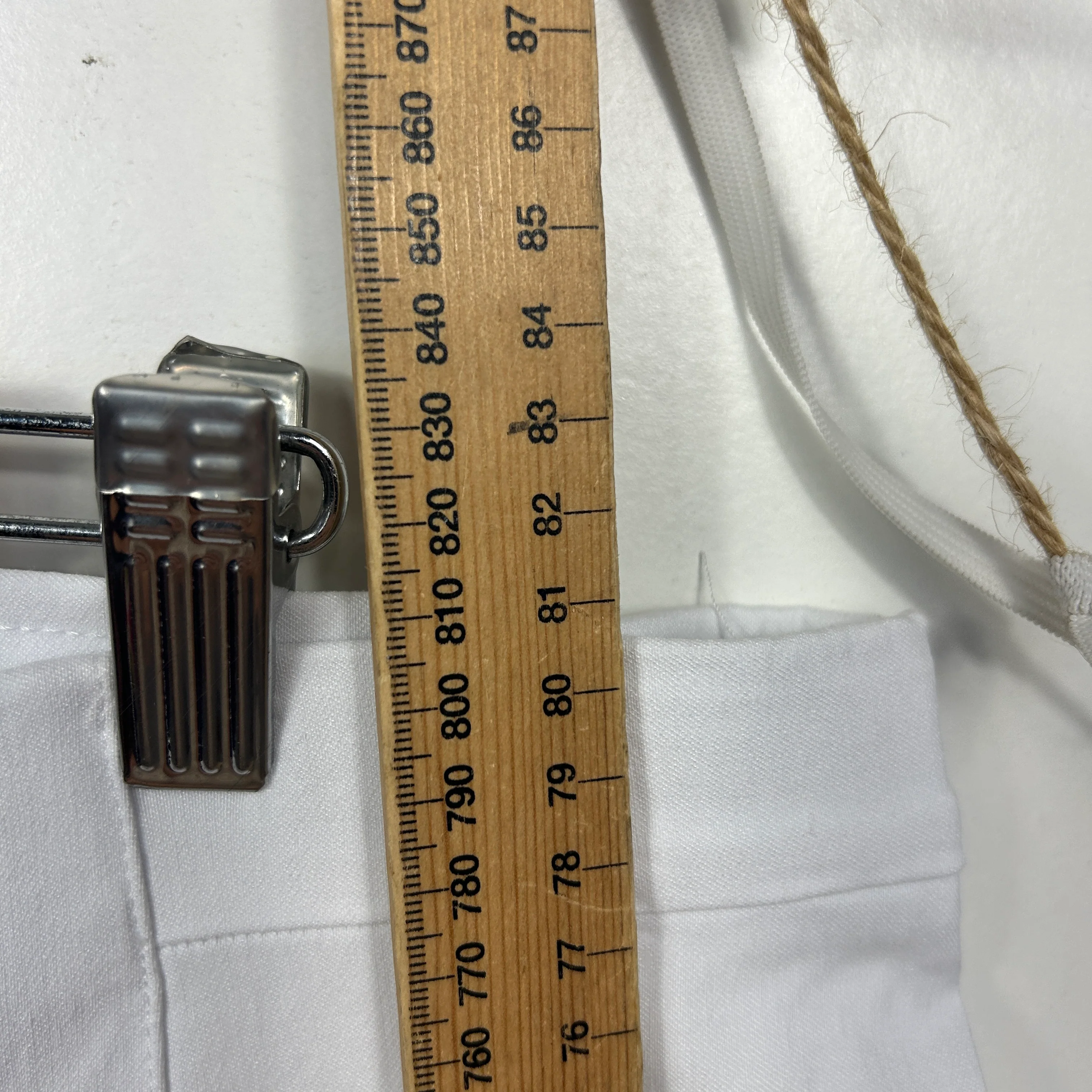 Suzanne Grae White Cropped Pants - Size XL - Image 5