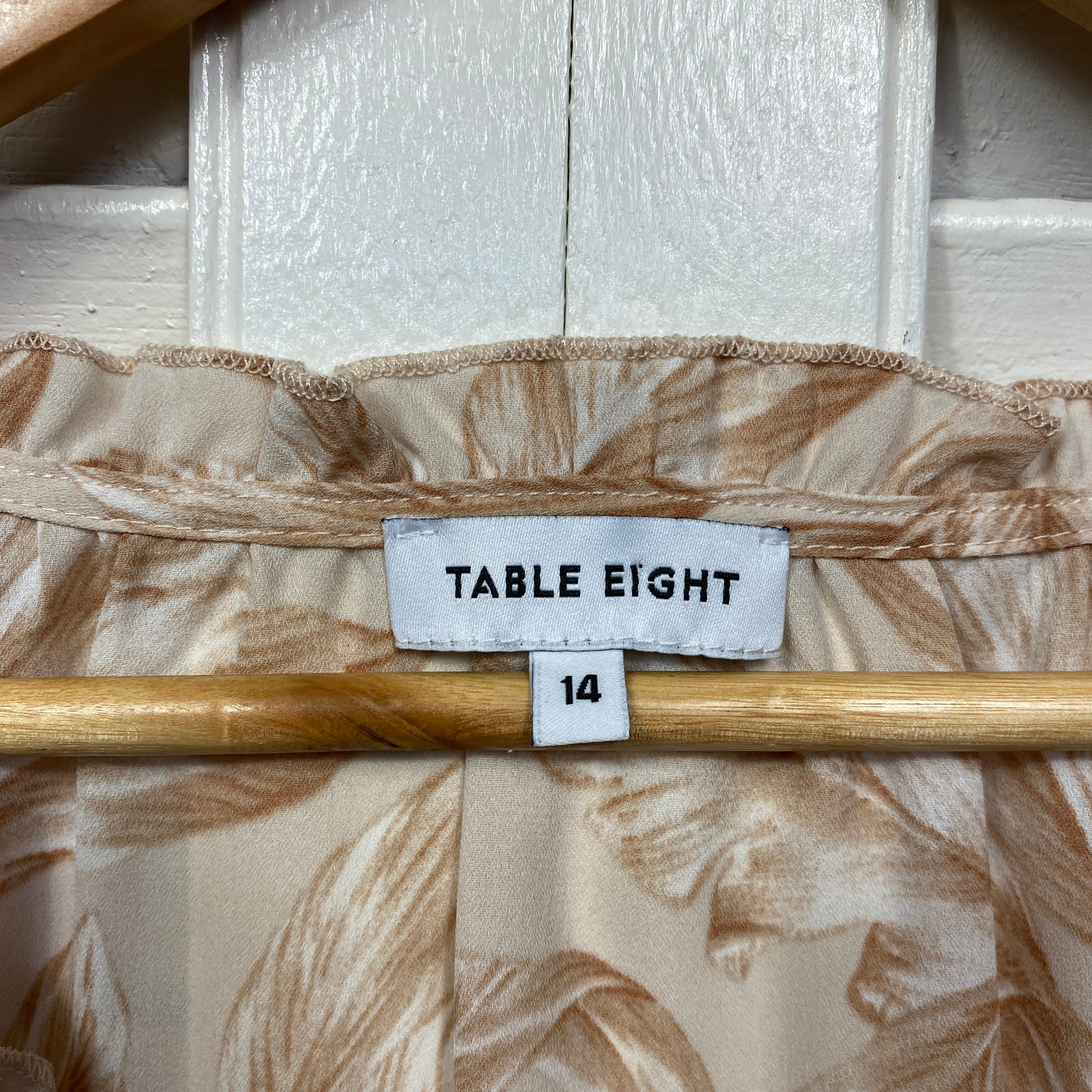 Table Eight Top Size 14 Beige Leaf Print Short Sleeve - Image 4