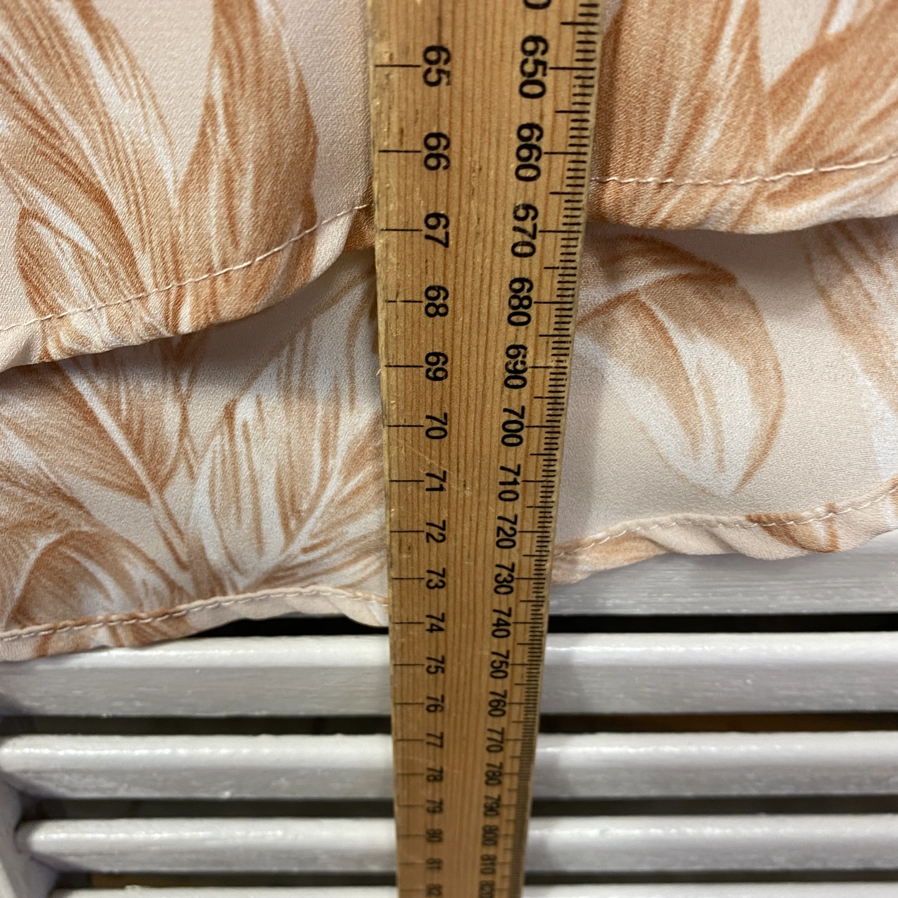 Table Eight Top Size 14 Beige Leaf Print Short Sleeve - Image 8