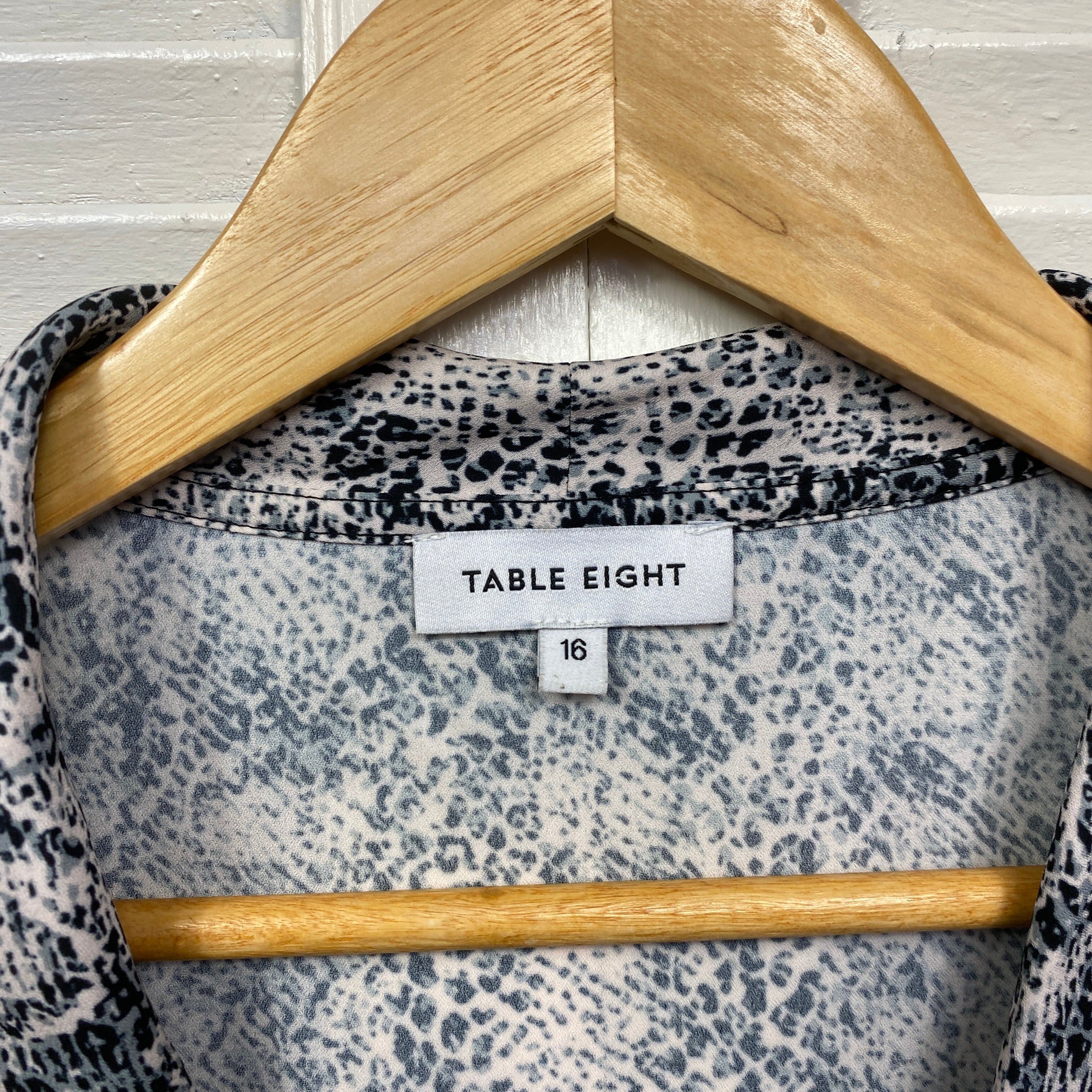 Table Eight Top Size 16 Long Sleeve Long Sleeve - Image 4