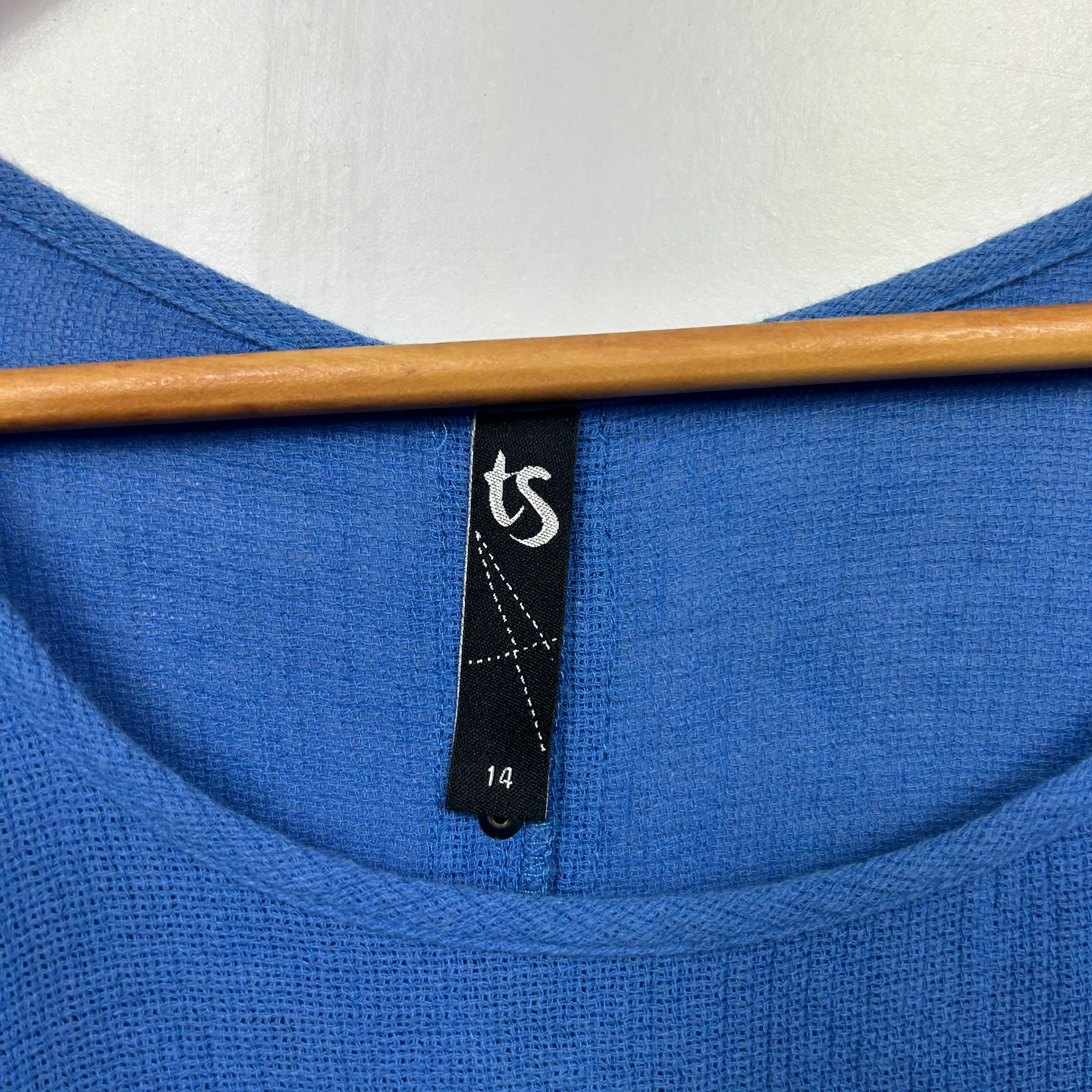 Taking Shape Blue Tunic Top - Size 14 - Image 4