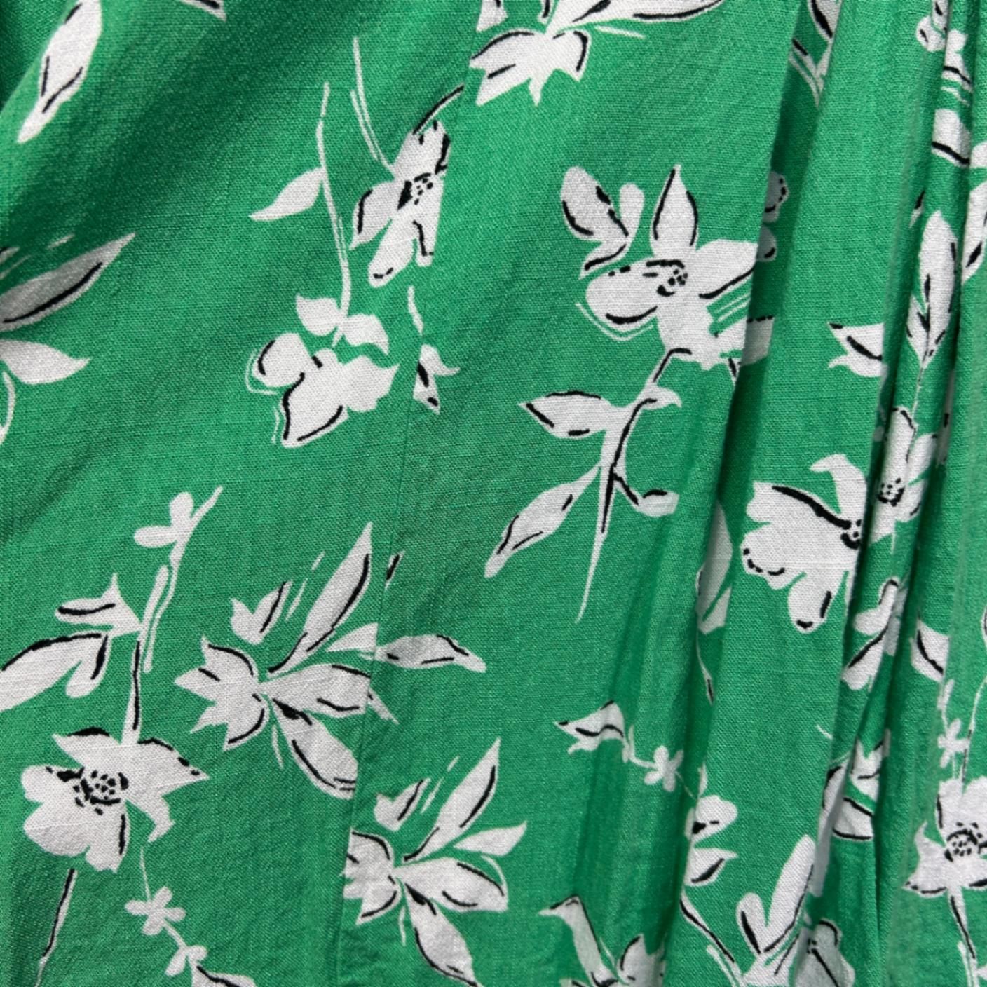 Taking Shape Green Viscose 3/4 Sleeve Floral Boho Top Blouse Size 12 - Image 3