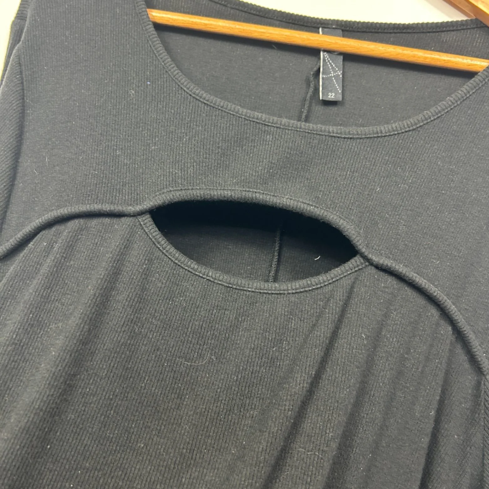 Taking Shape Women's Black Short Sleeve Cut Out Ribbed Basic Top Size 22 - Image 5